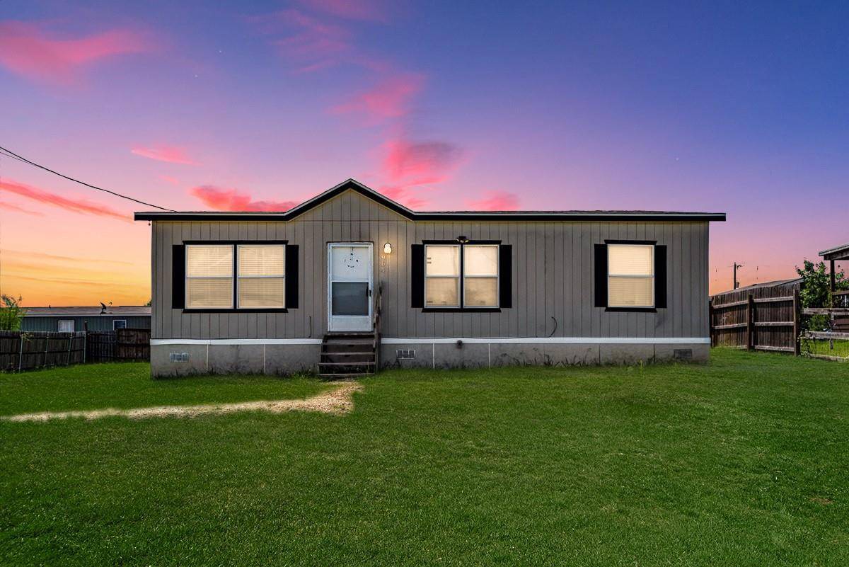 Kyle, TX 78640,964 Railyard DR