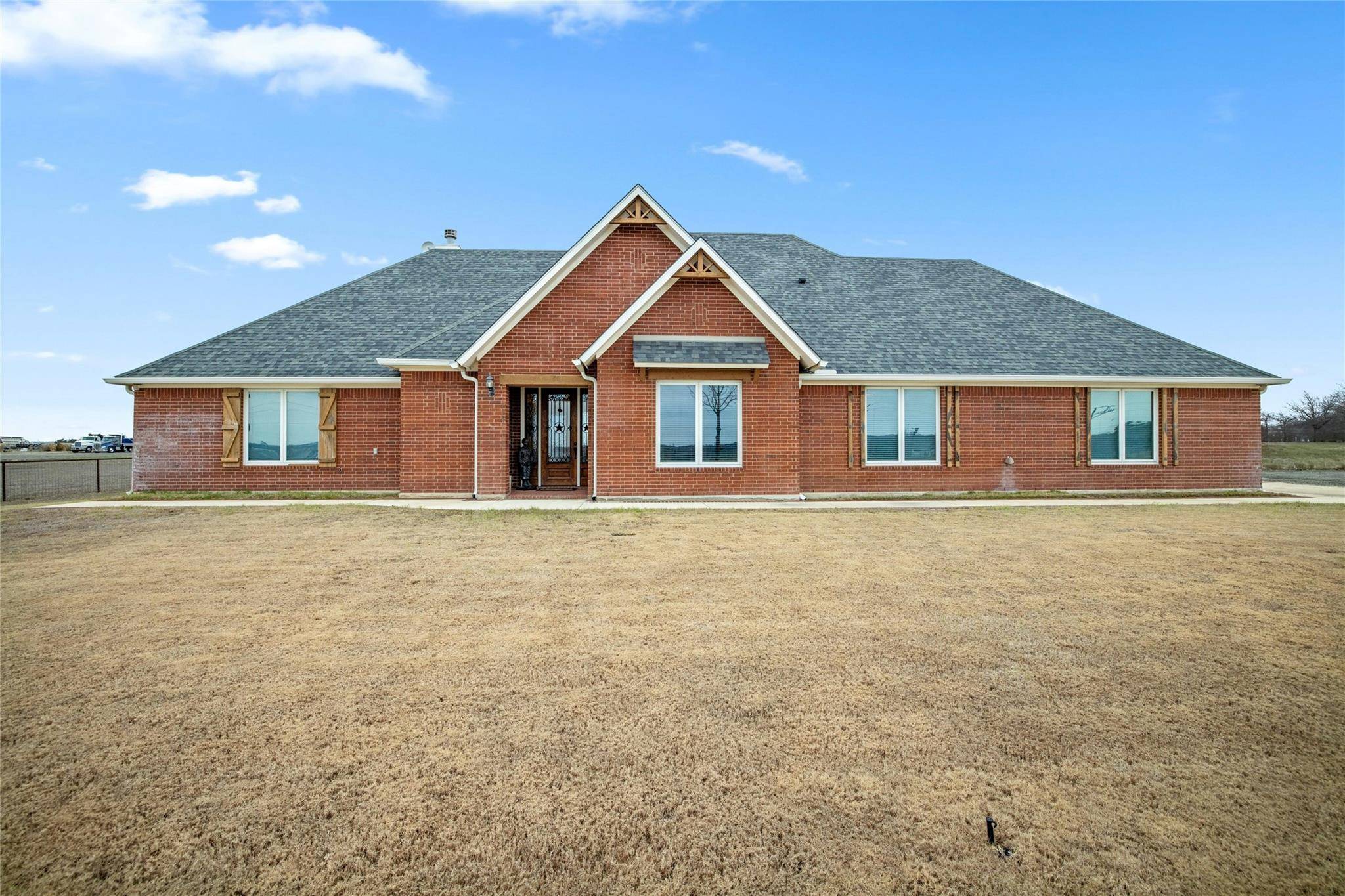 Jarrell, TX 76537,1800 County Road 305