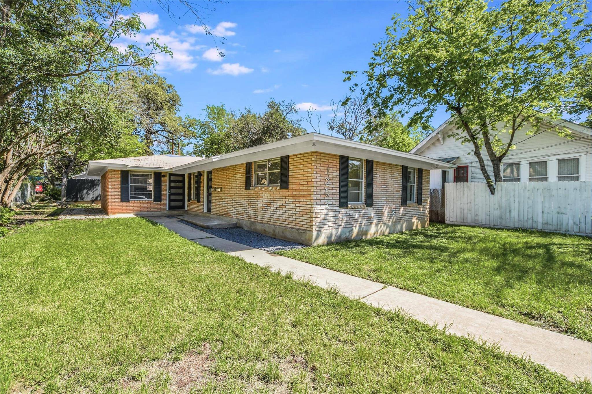 Austin, TX 78705,1202 W 22nd ST #B