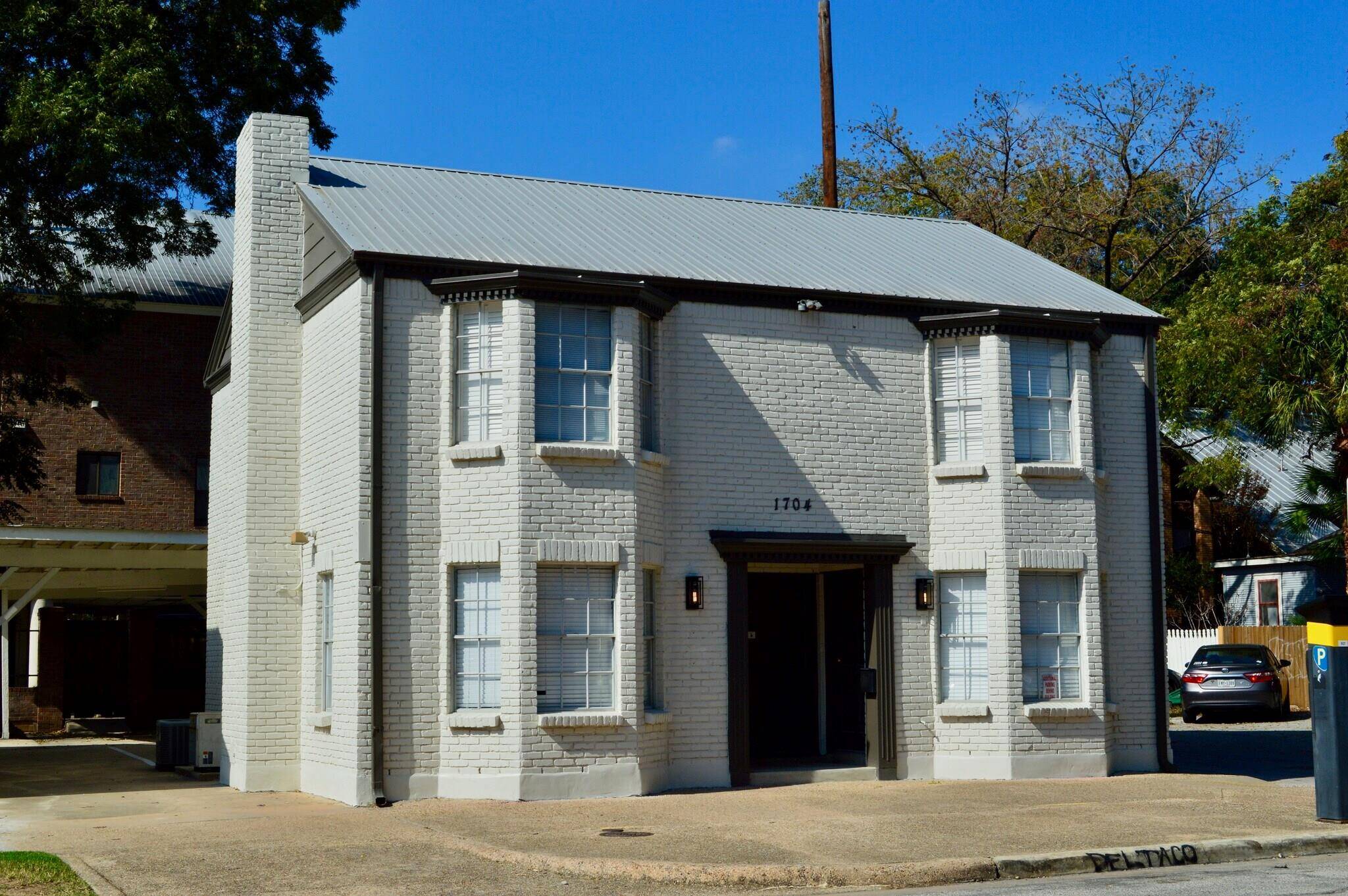 Austin, TX 78701,1704 SAN ANTONIO ST