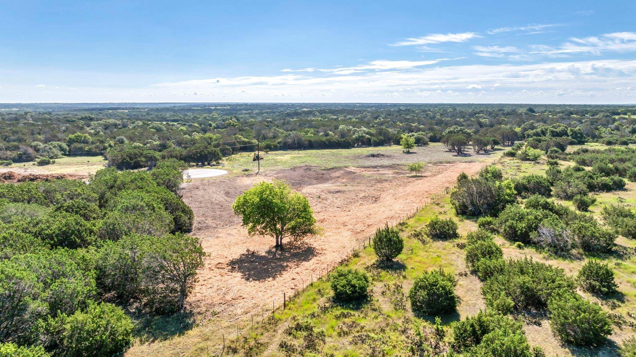 Burnet, TX 78611,142 Ethan LN