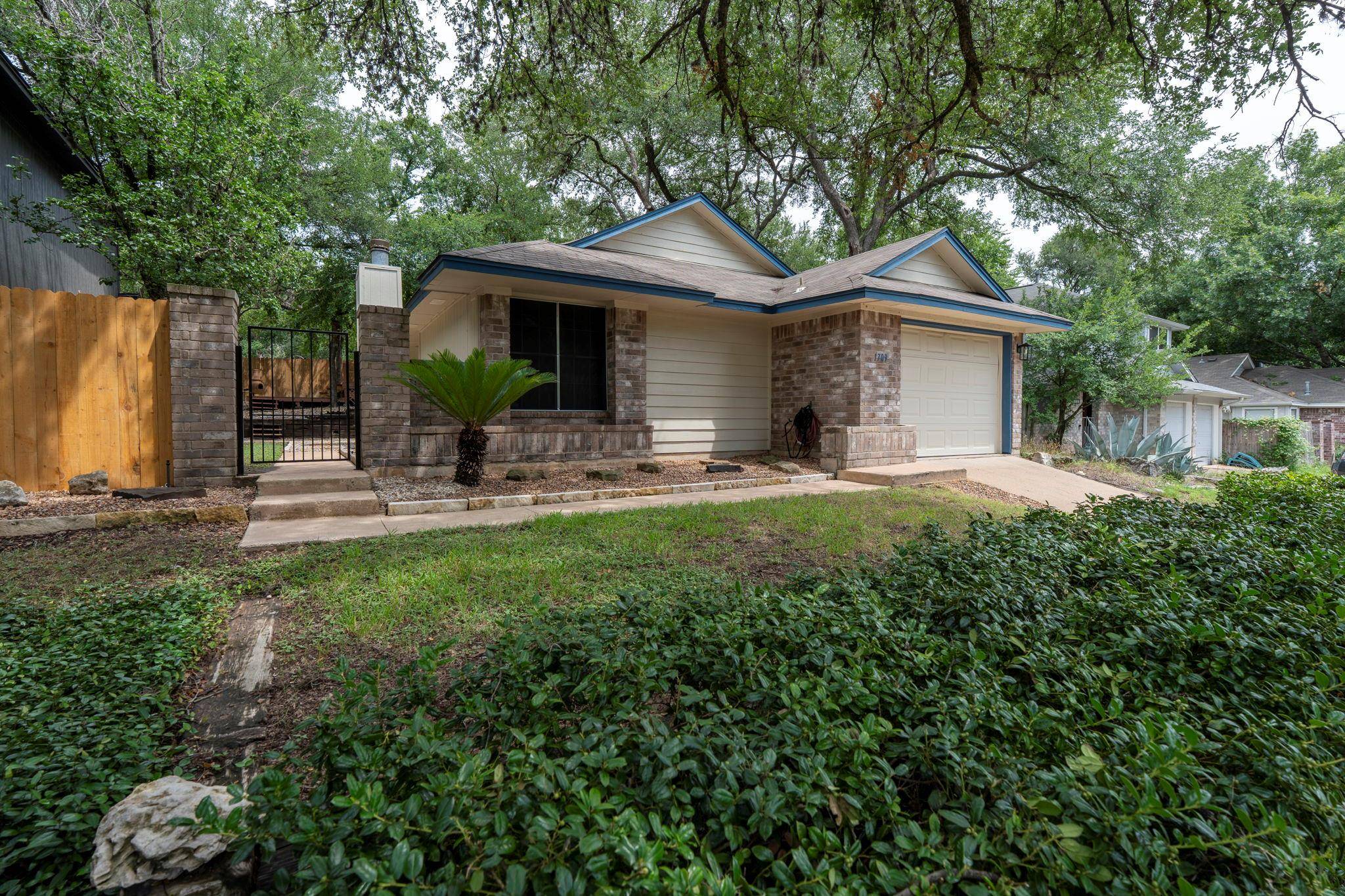 Austin, TX 78741,1709 Whitney WAY