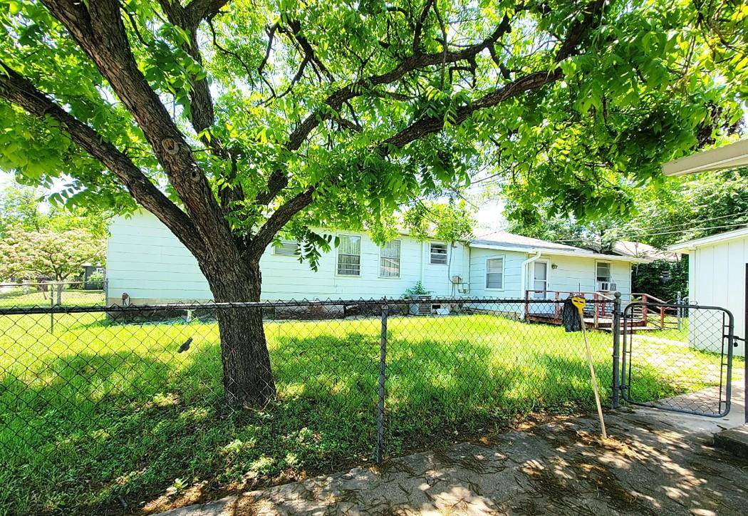 Austin, TX 78751,1028 Ellingson LN
