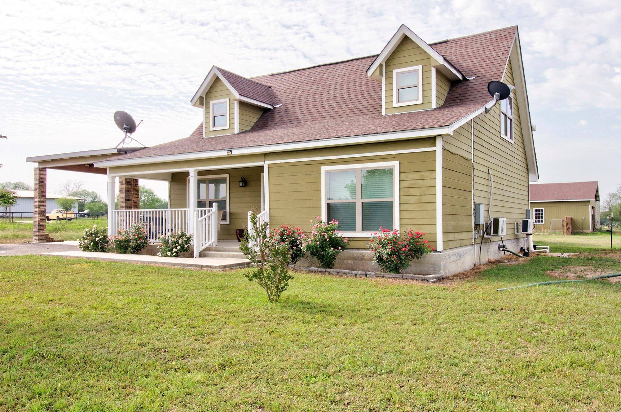 Seguin, TX 78155,163 BUCKEYE
