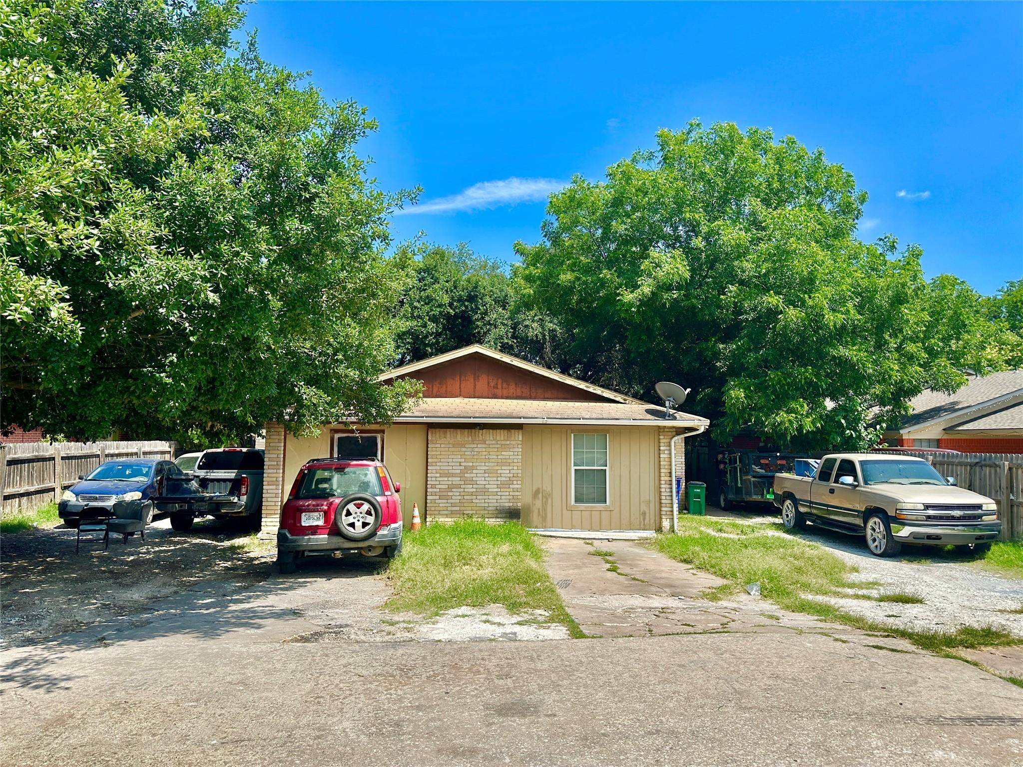 Austin, TX 78744,5005 S Pleasant Valley RD
