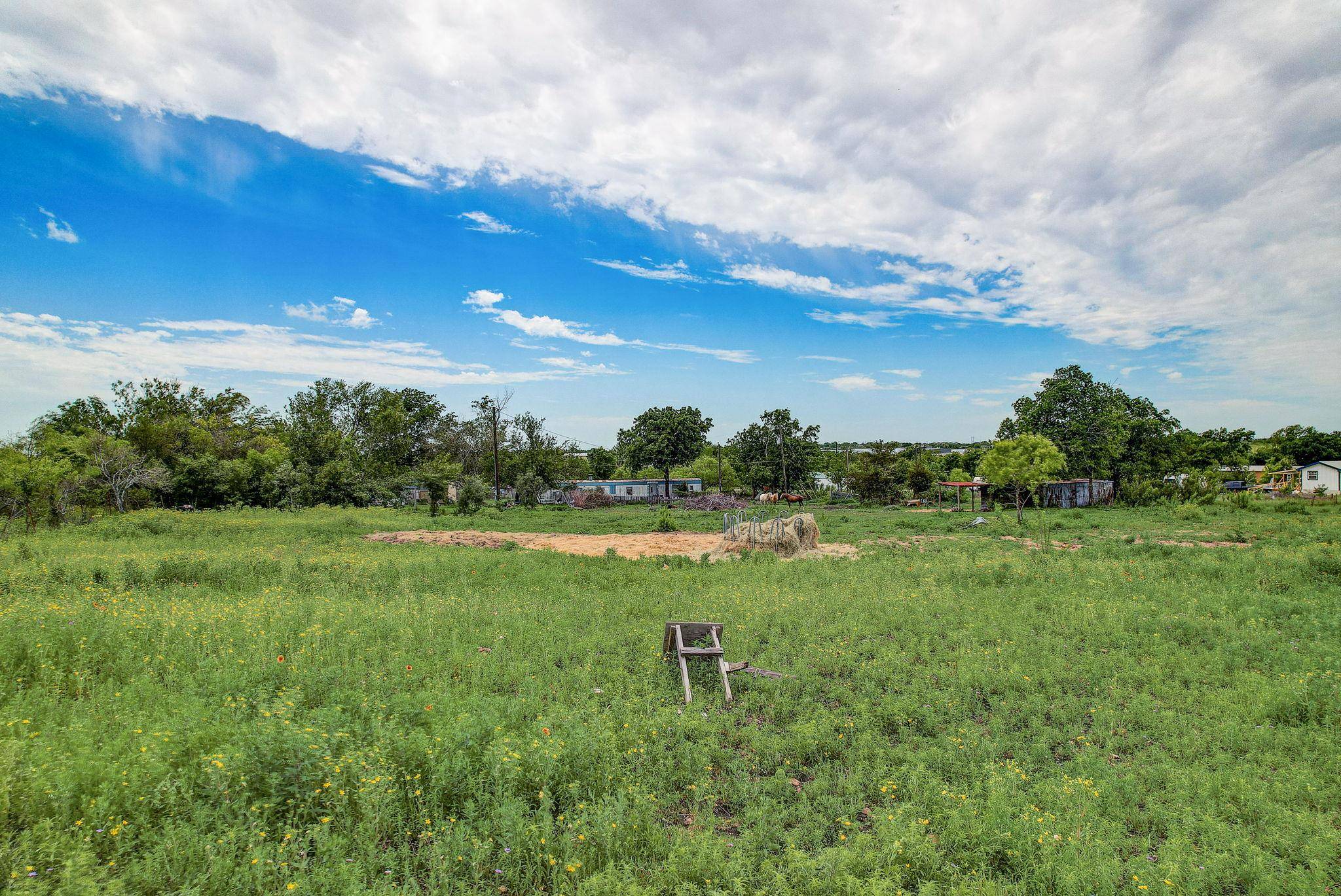 Buda, TX 78610,7035 Meyers RD