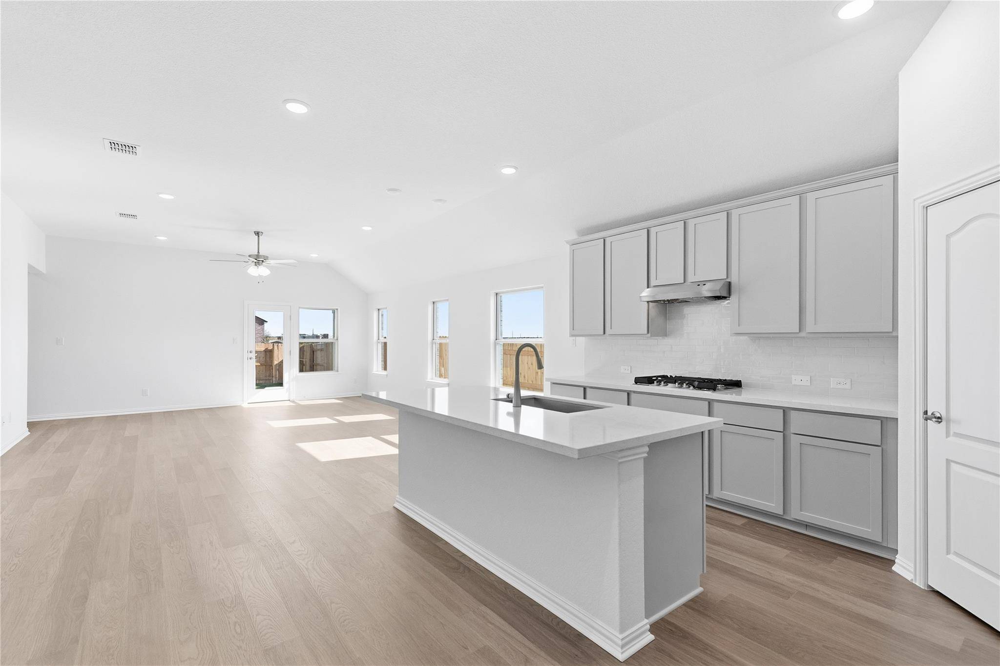 Elgin, TX 78621,13605 Hamilton Hart DR