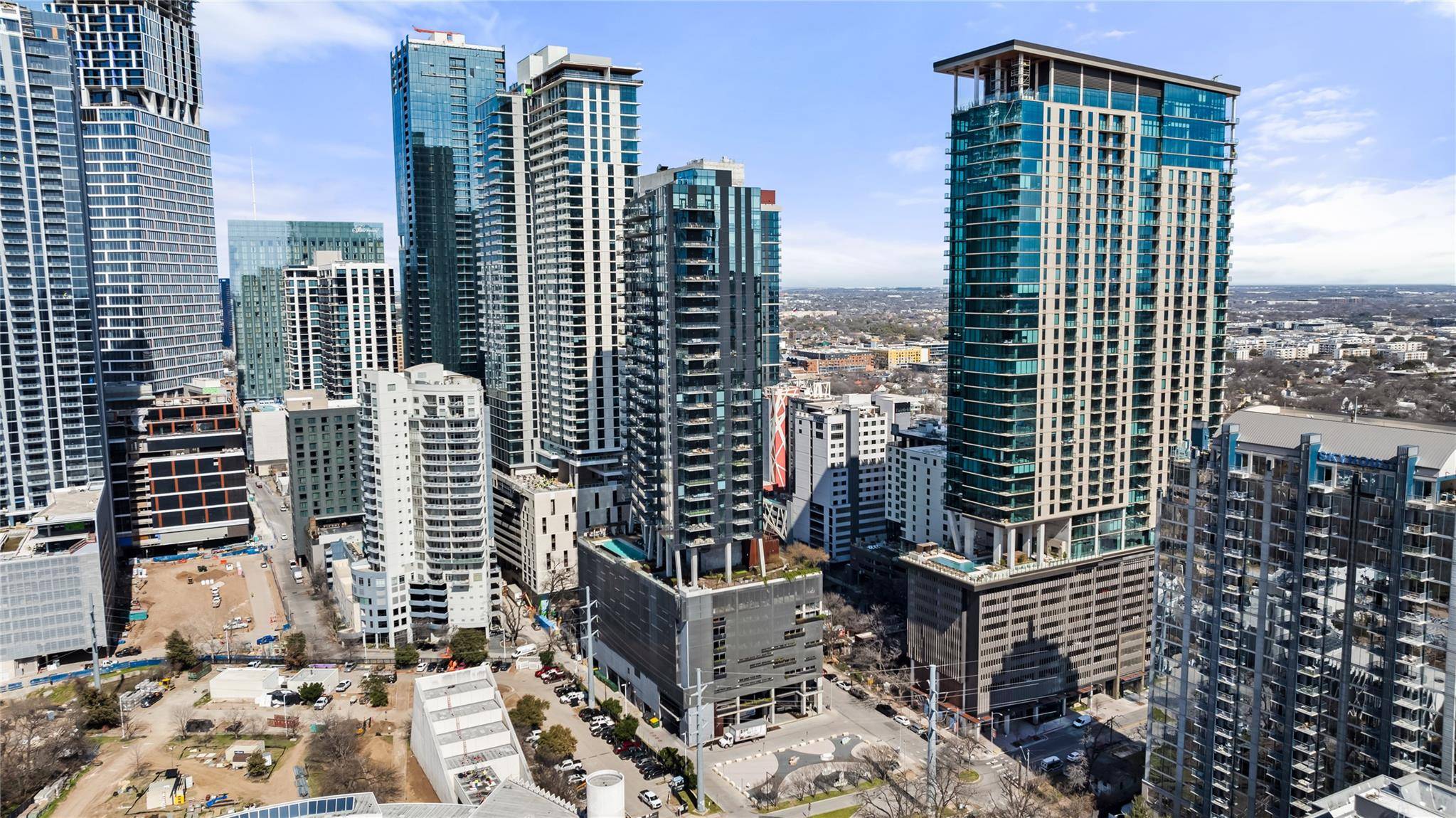 Austin, TX 78701,70 Rainey ST #1701