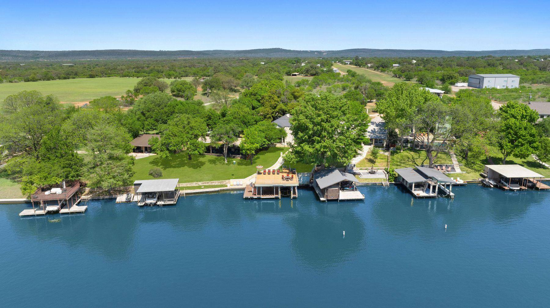Kingsland, TX 78639,135 Perry LN