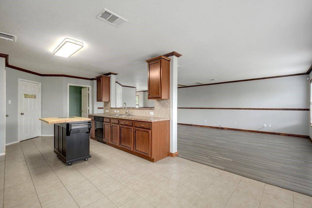 Del Valle, TX 78617,12200 Ferrystone CV