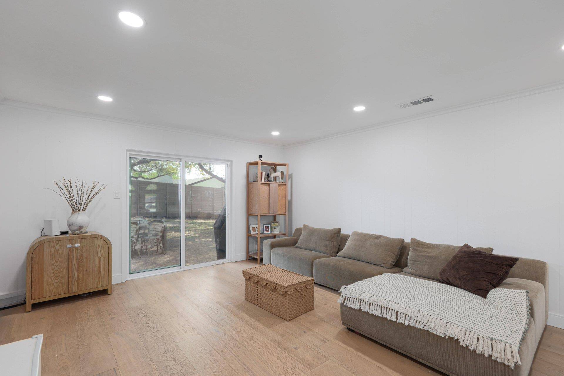 Austin, TX 78759,7905 Havenwood DR