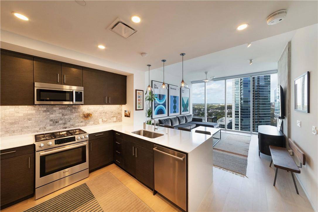 Austin, TX 78701,301 West Ave #2203
