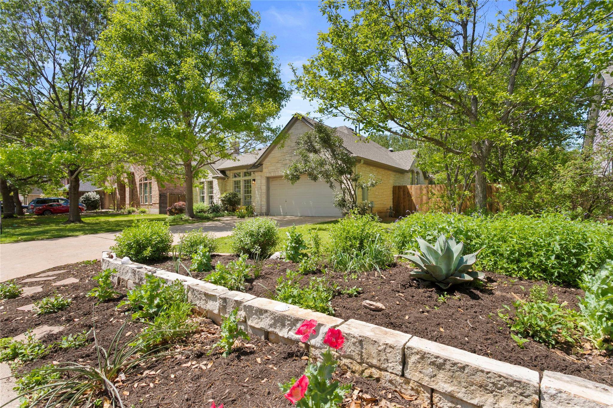 Austin, TX 78739,11408 Sabinal Mesa DR