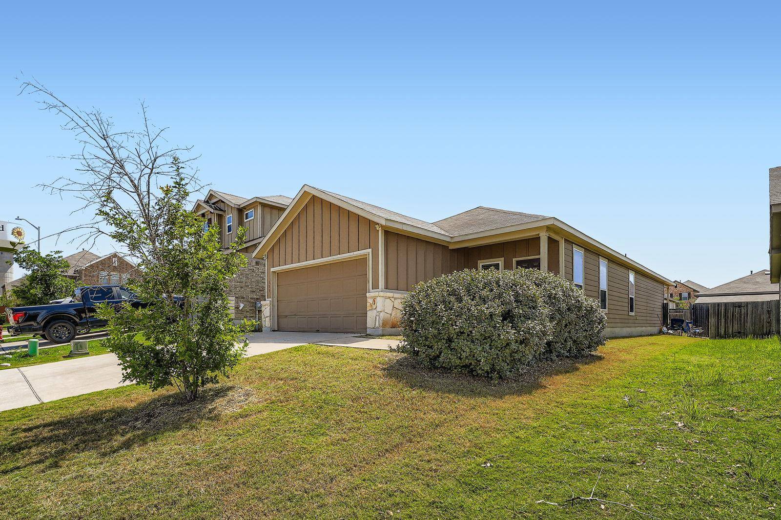 Buda, TX 78610,175 Eves Necklace DR