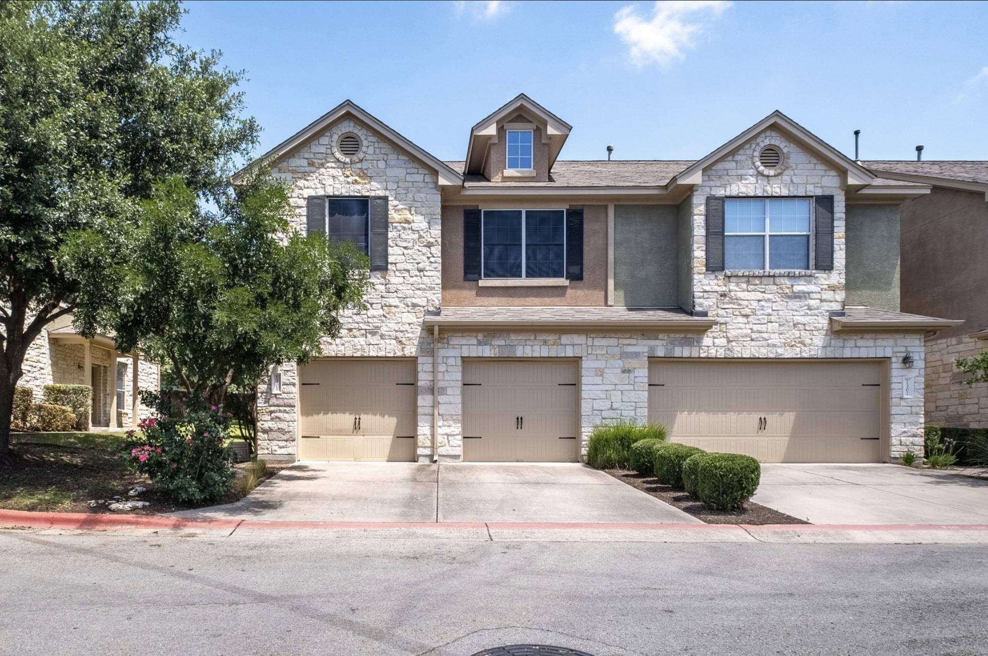 Cedar Park, TX 78613,700 Mandarin Flyway #1301