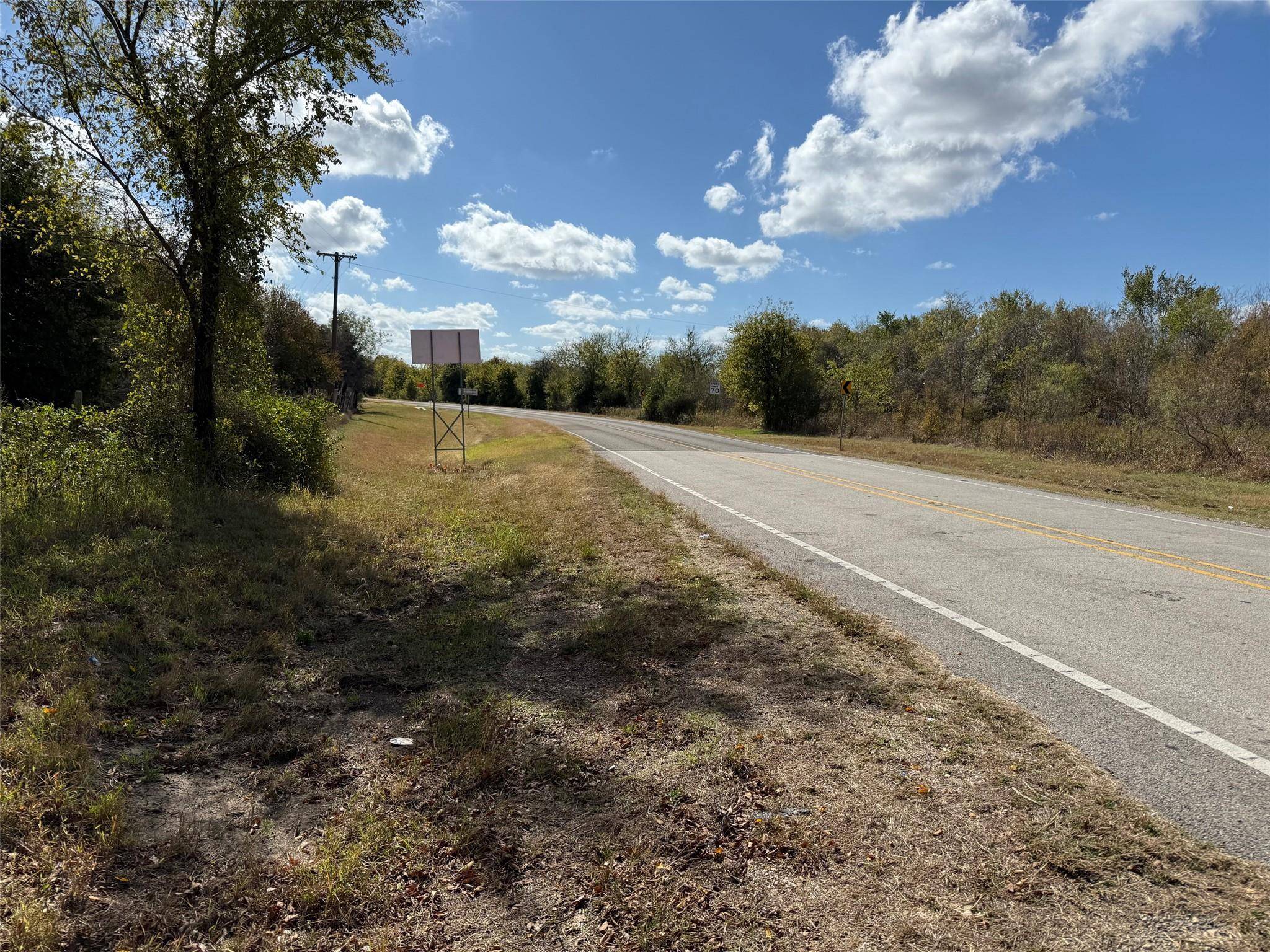 Rockdale, TX 76567,6077 US HWY 77 N