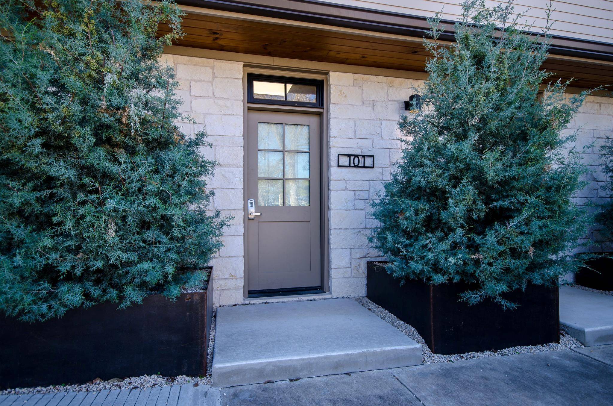 Buda, TX 78610,125 Rose Street #101 #101