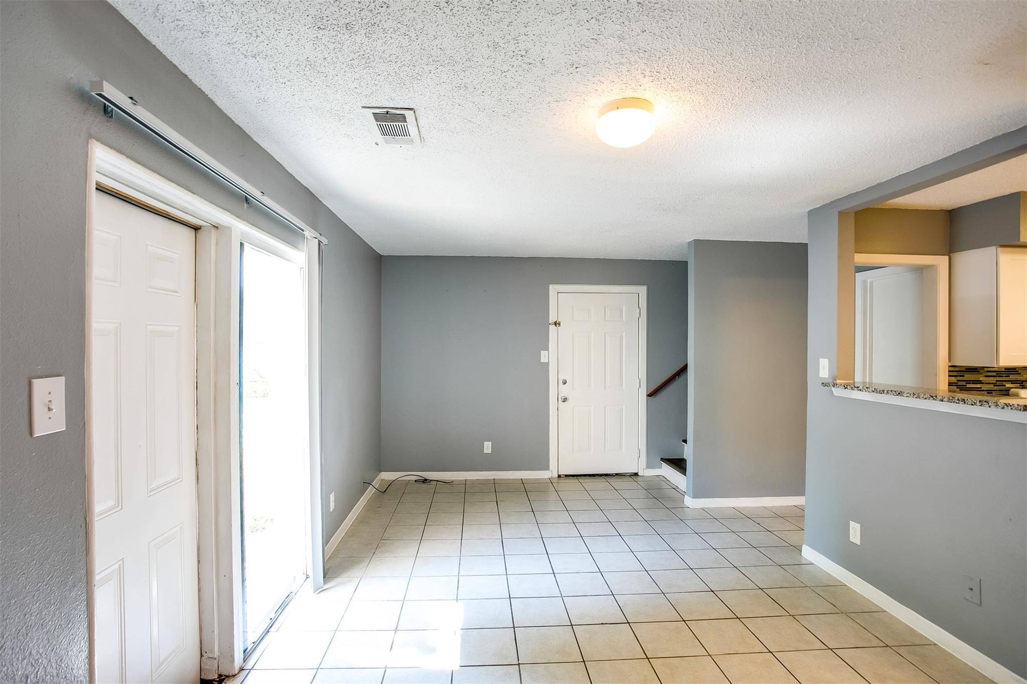 Austin, TX 78741,2215 Mission Hill CIR #102