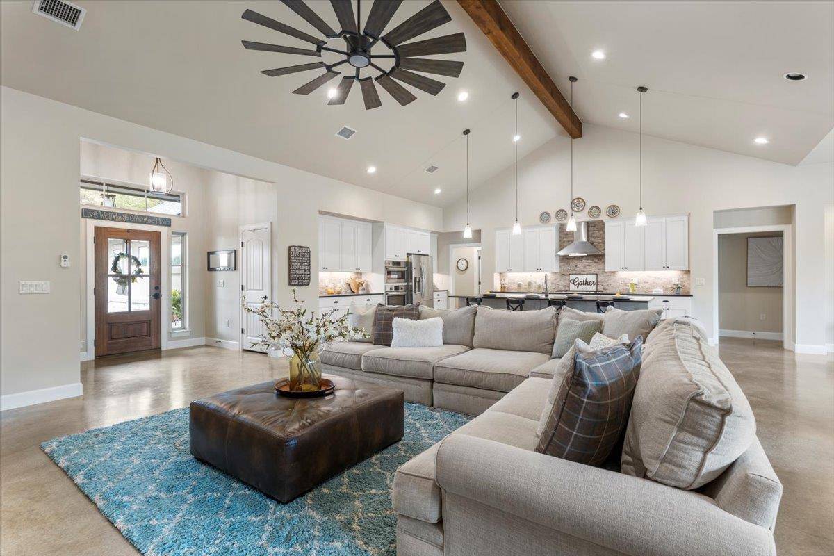 Georgetown, TX 78633,909 Highland Spring LN
