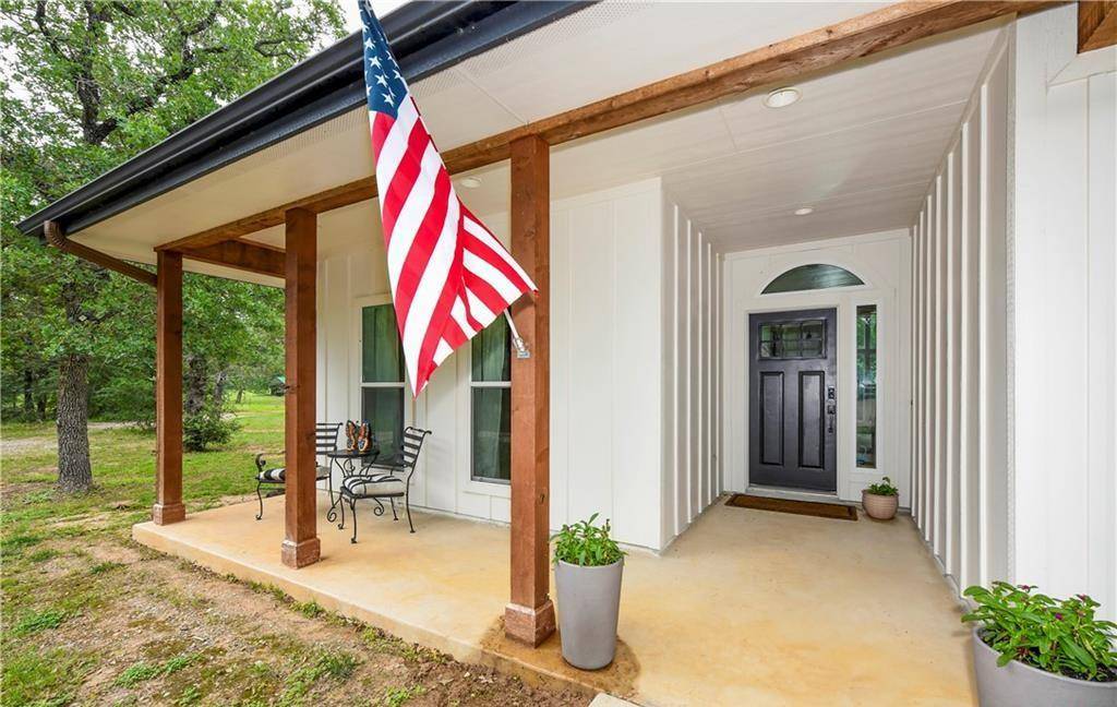 Bastrop, TX 78602,405 Woodlands DR