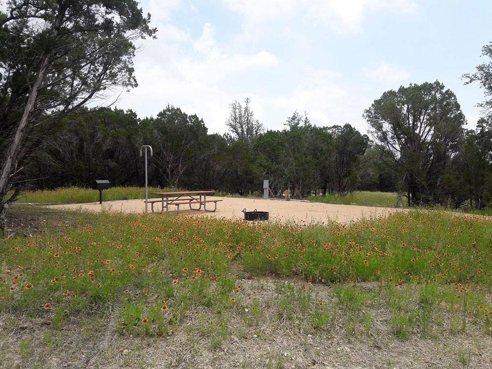 Lago Vista, TX 78645,00000 Stacey LN