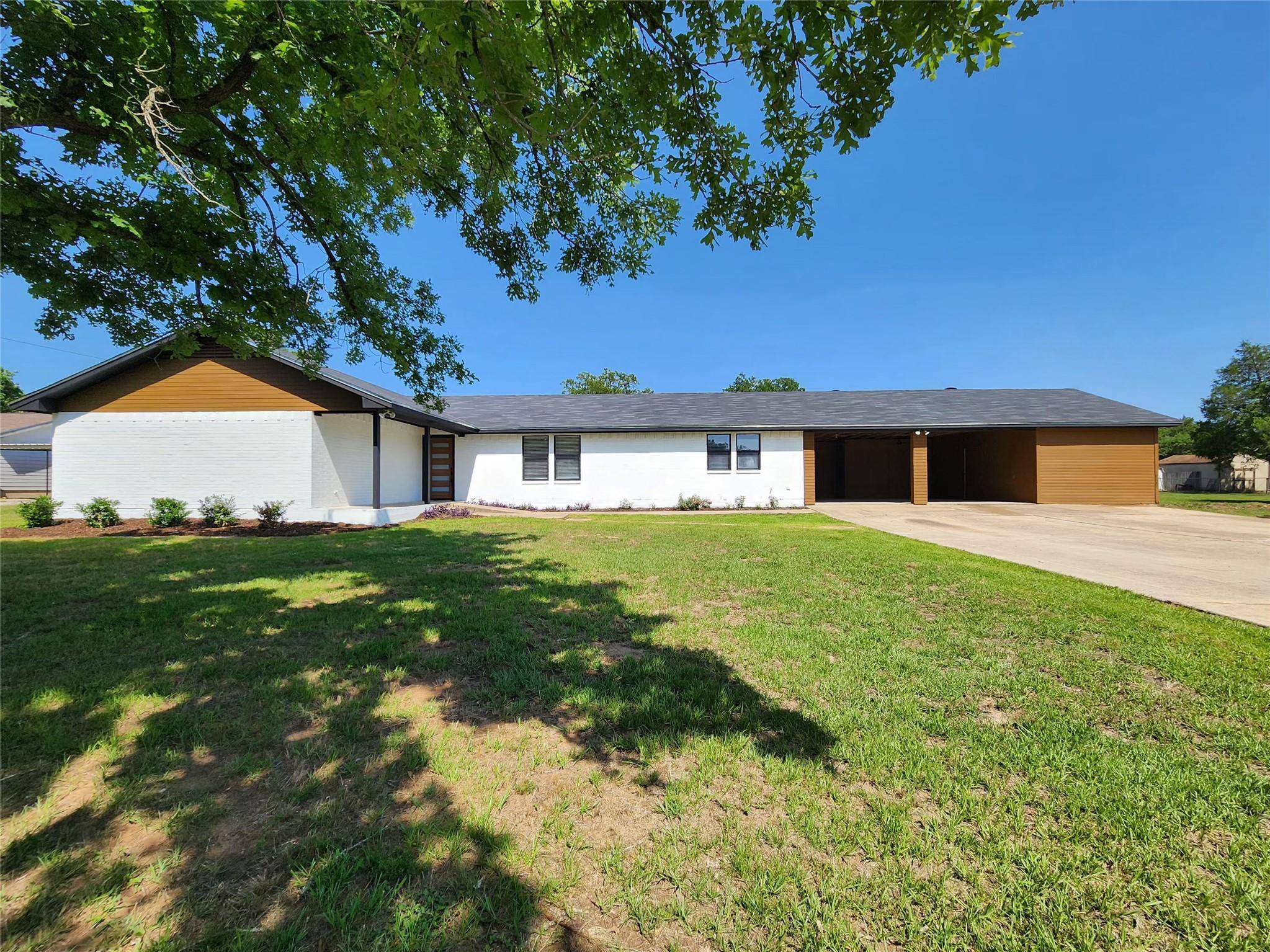 Bastrop, TX 78602,1011 N State Highway 95 HWY N