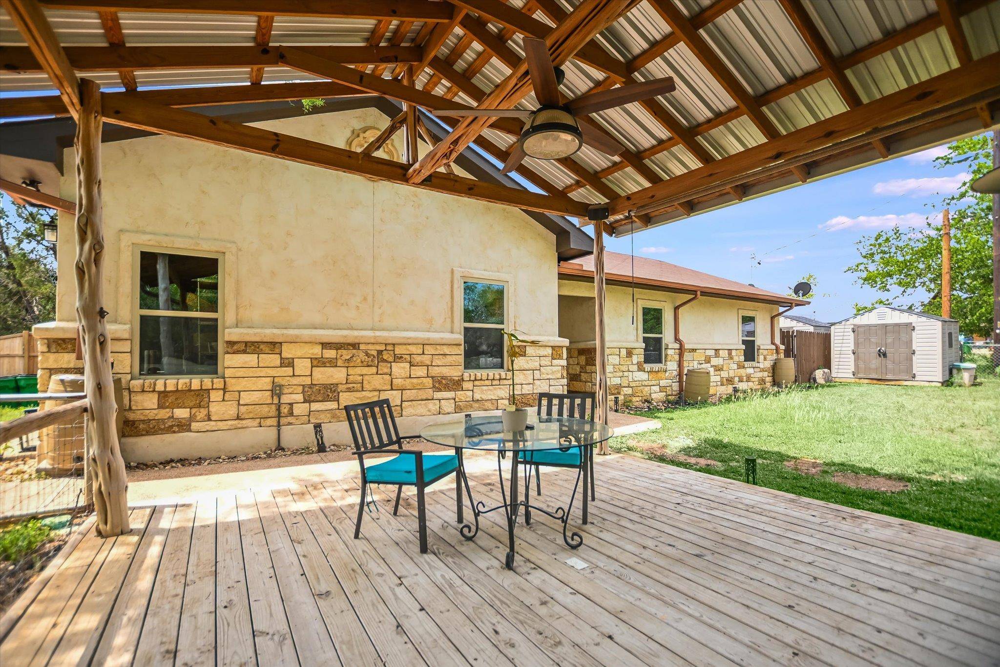 Cottonwood Shores, TX 78657,614 Maple LN