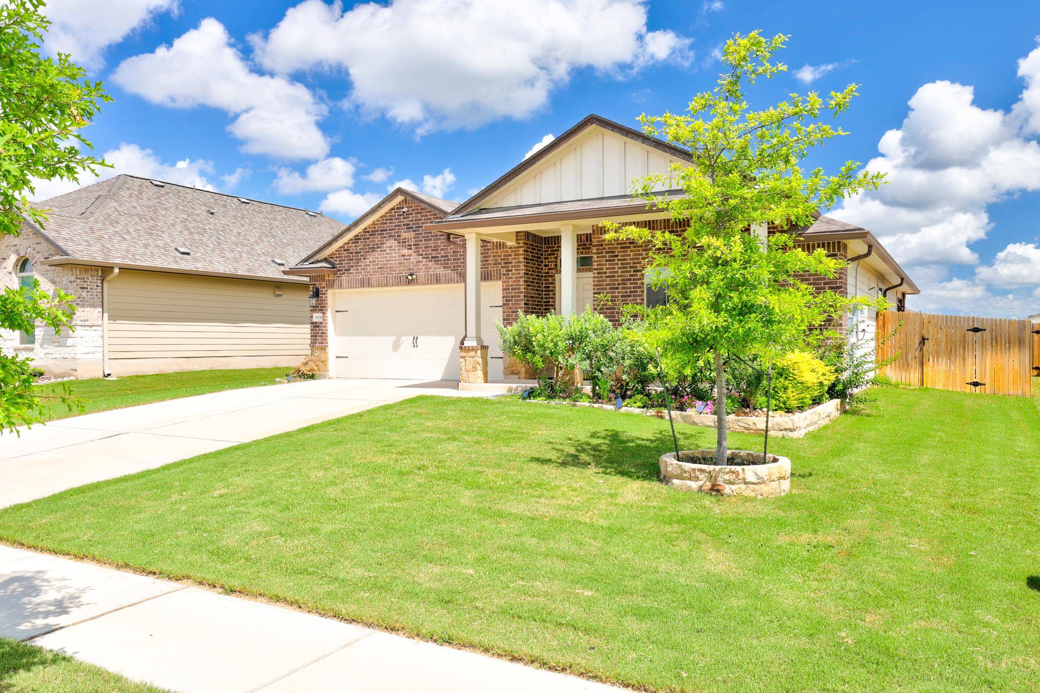 Taylor, TX 76574,1904 T H Johnson DR