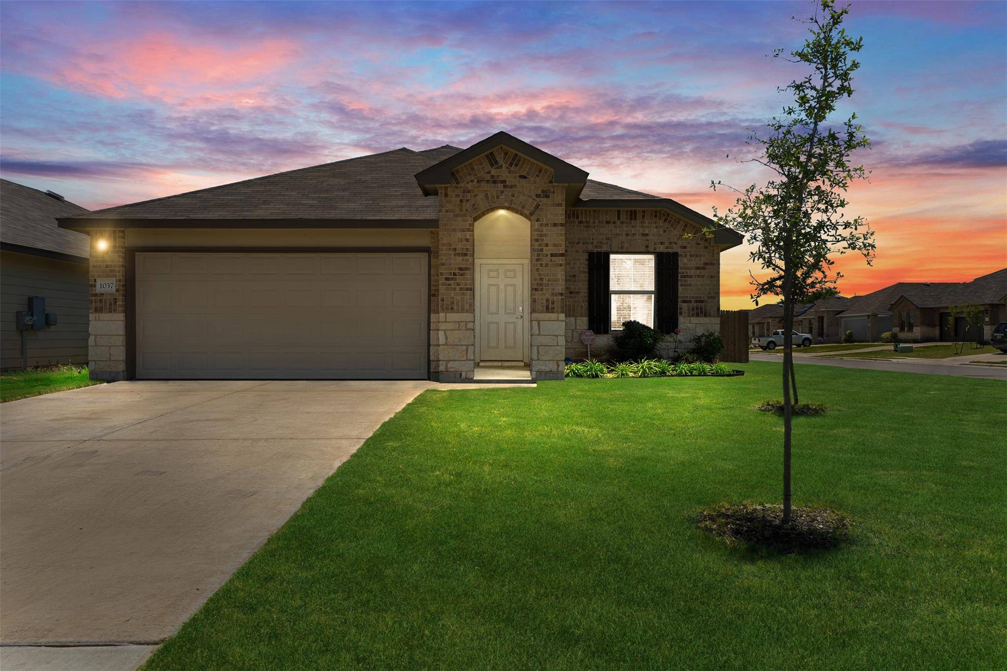 Troy, TX 76579,1037 Oxford LN