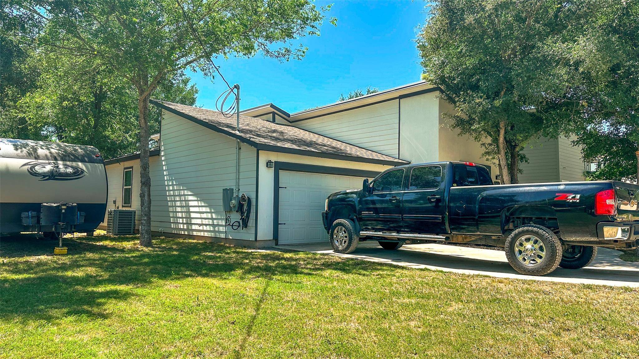 Bastrop, TX 78602,177 Mokulua LN