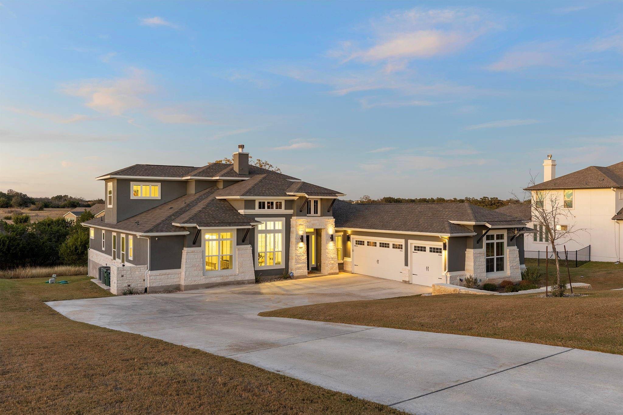 Liberty Hill, TX 78642,500 Umbrella Sky