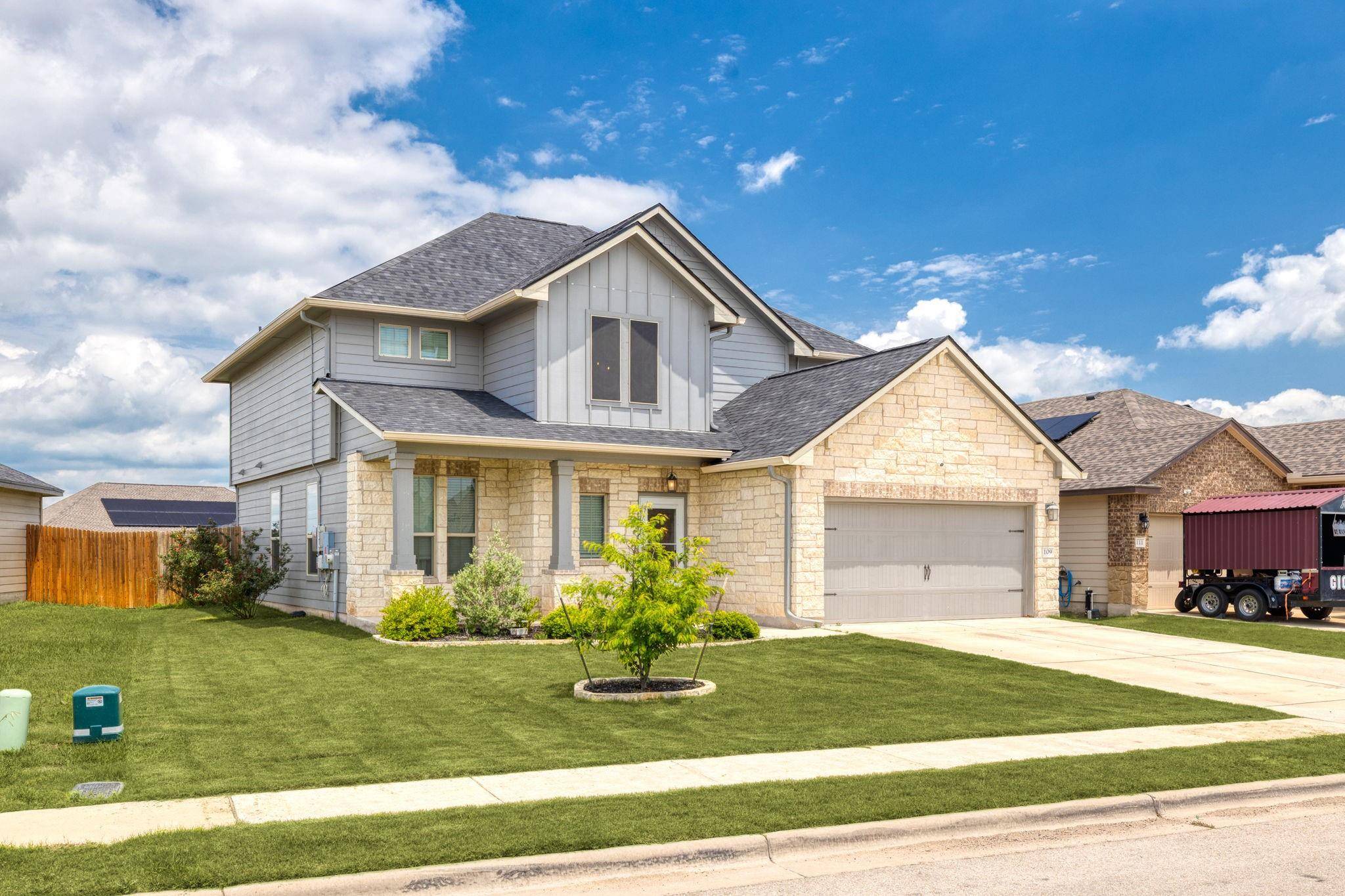 Taylor, TX 76574,109 Reagor DR