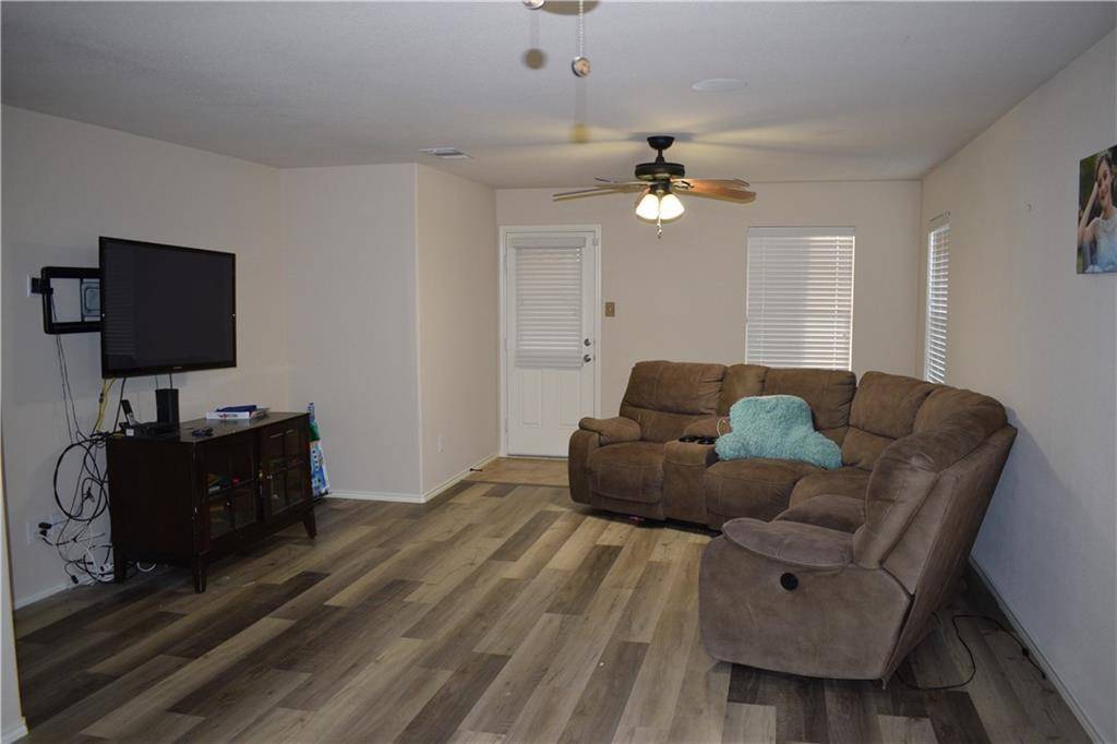 Hutto, TX 78634,320 Altamont ST