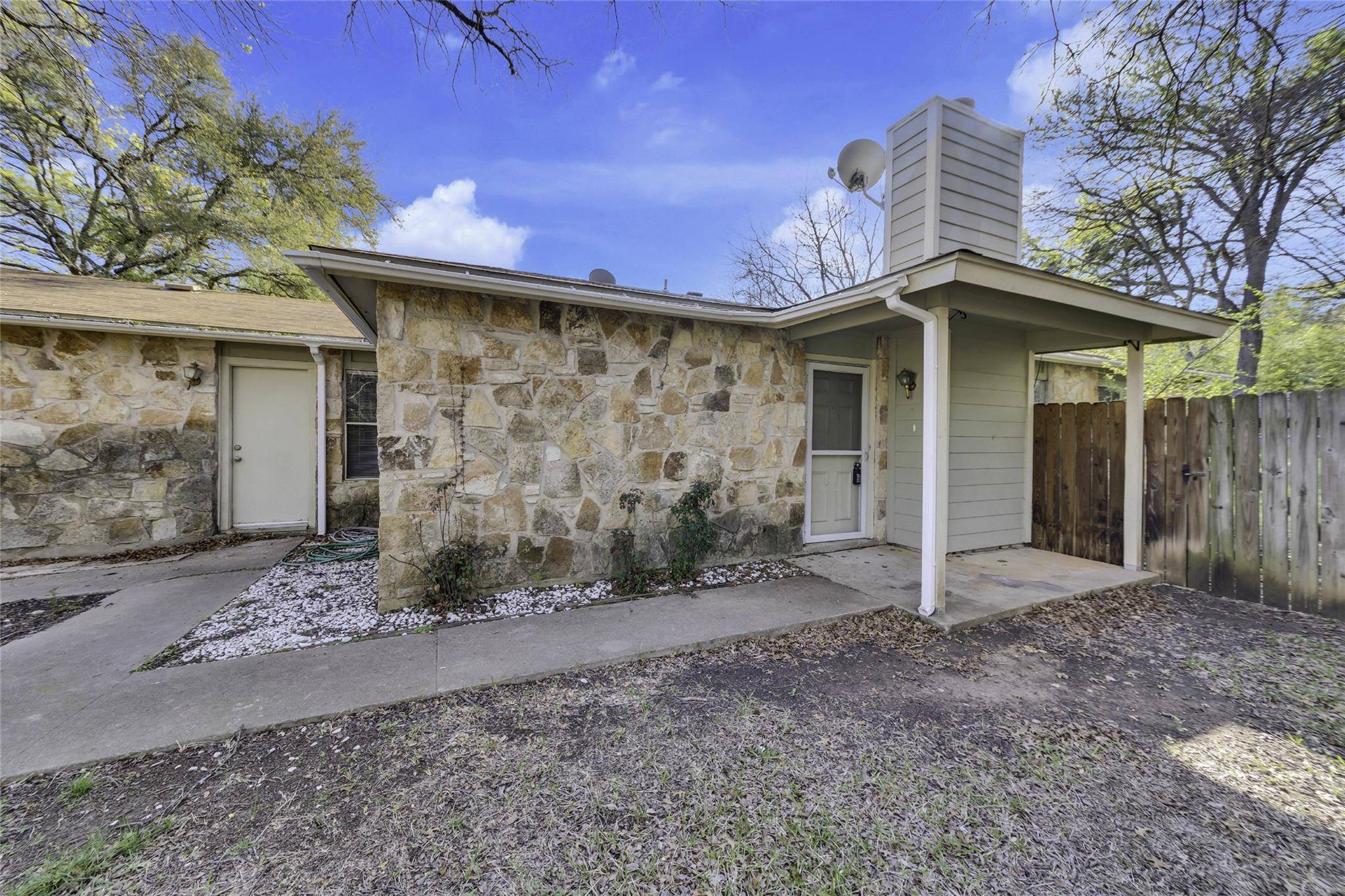 Austin, TX 78750,9802 Hundred Oaks CIR #B