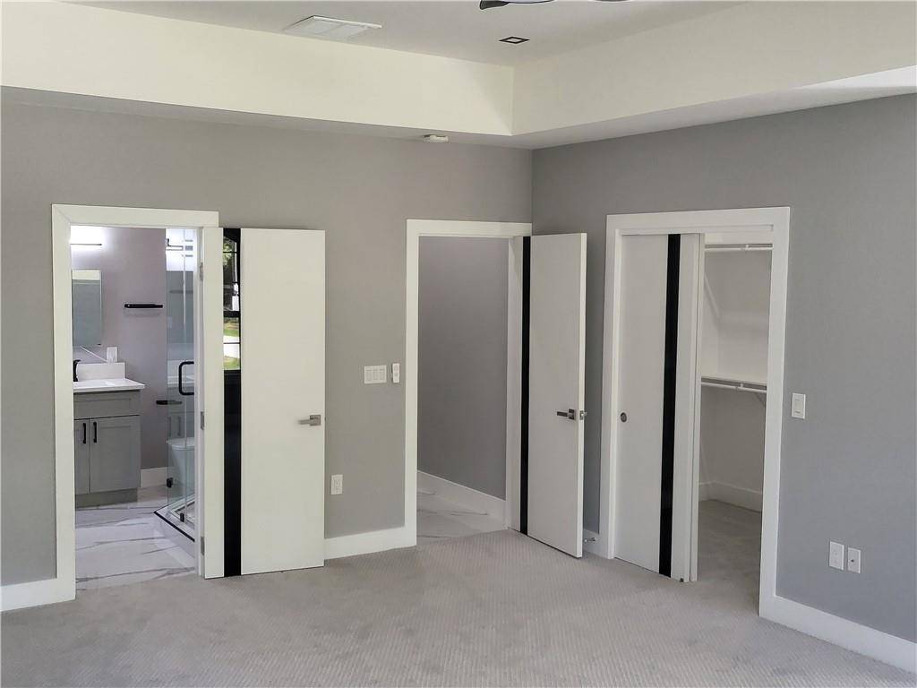 Paige, TX 78659,220 Jim Bowie DR