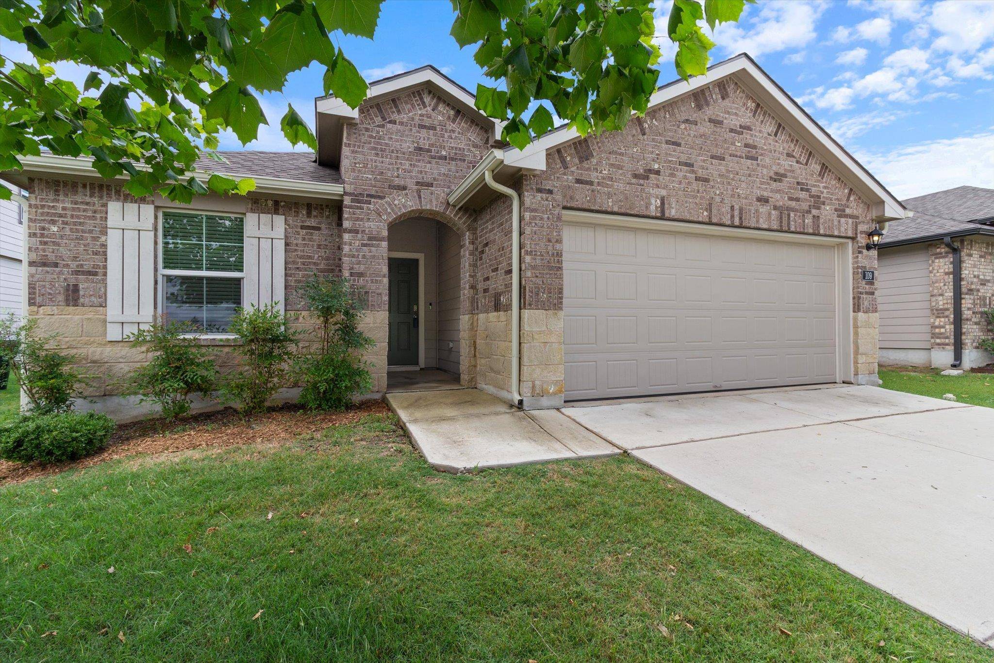 San Marcos, TX 78666,109 Falco LN