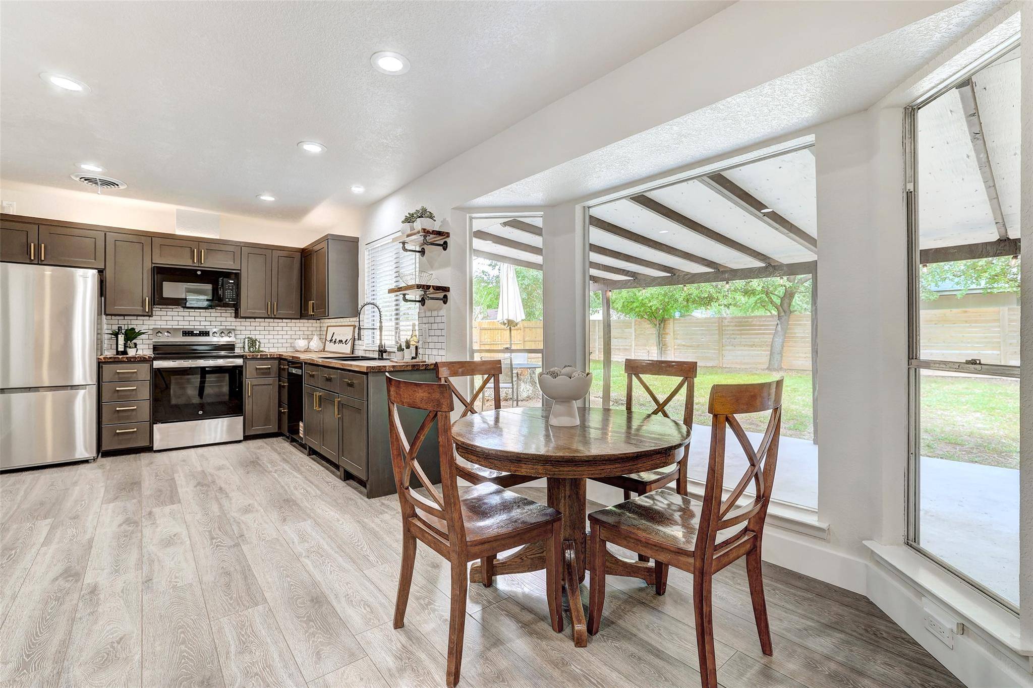 Georgetown, TX 78628,805 River Bend DR