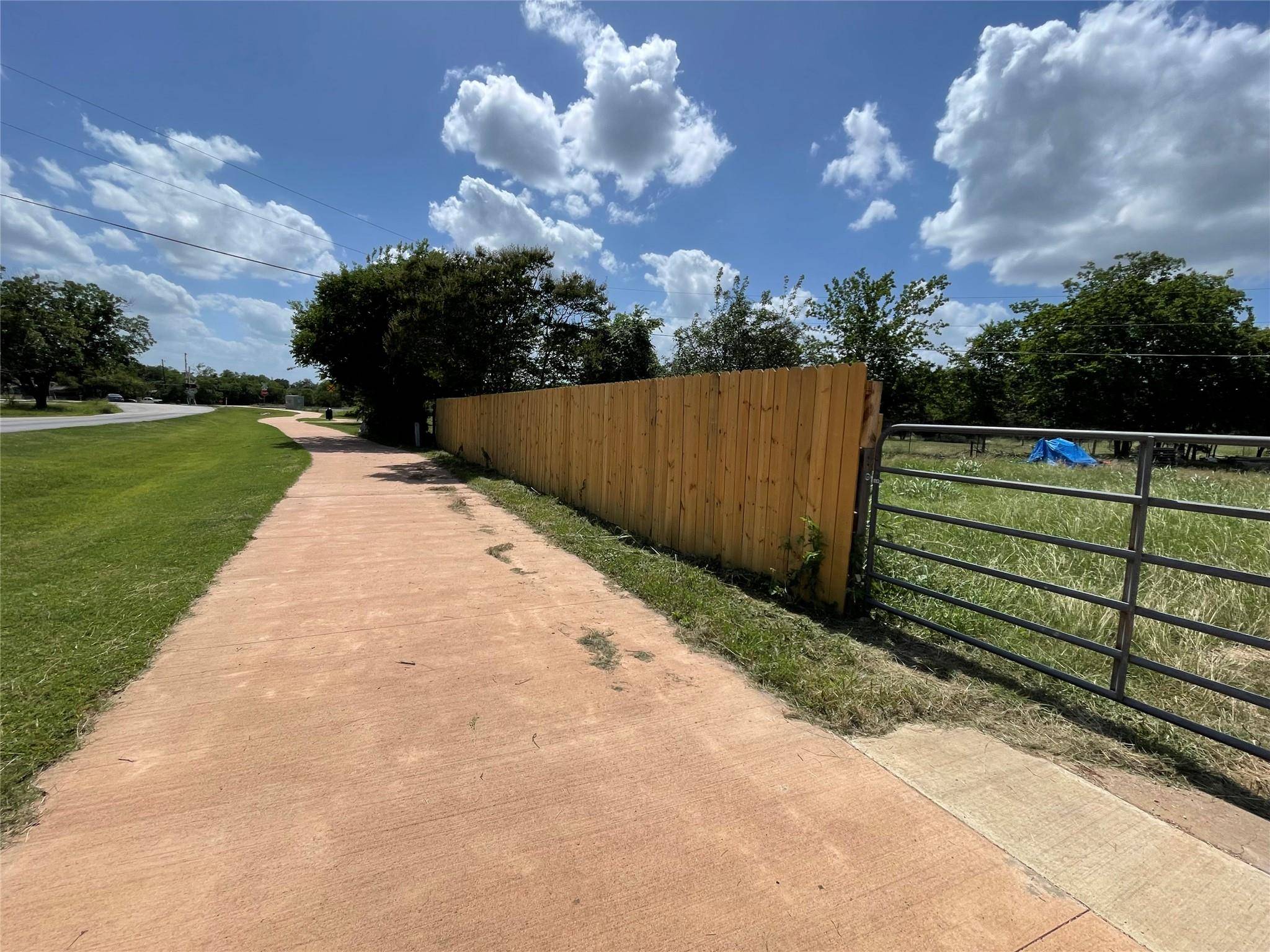 Liberty Hill, TX 78642,400 Main ST
