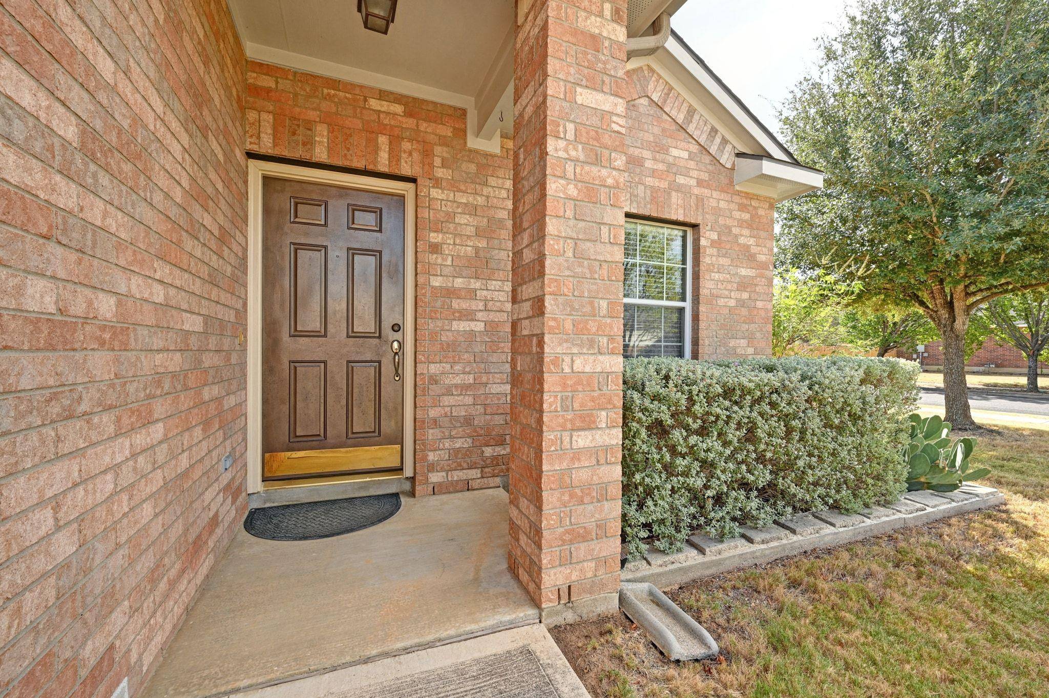 Kyle, TX 78640,200 Pecanwood S