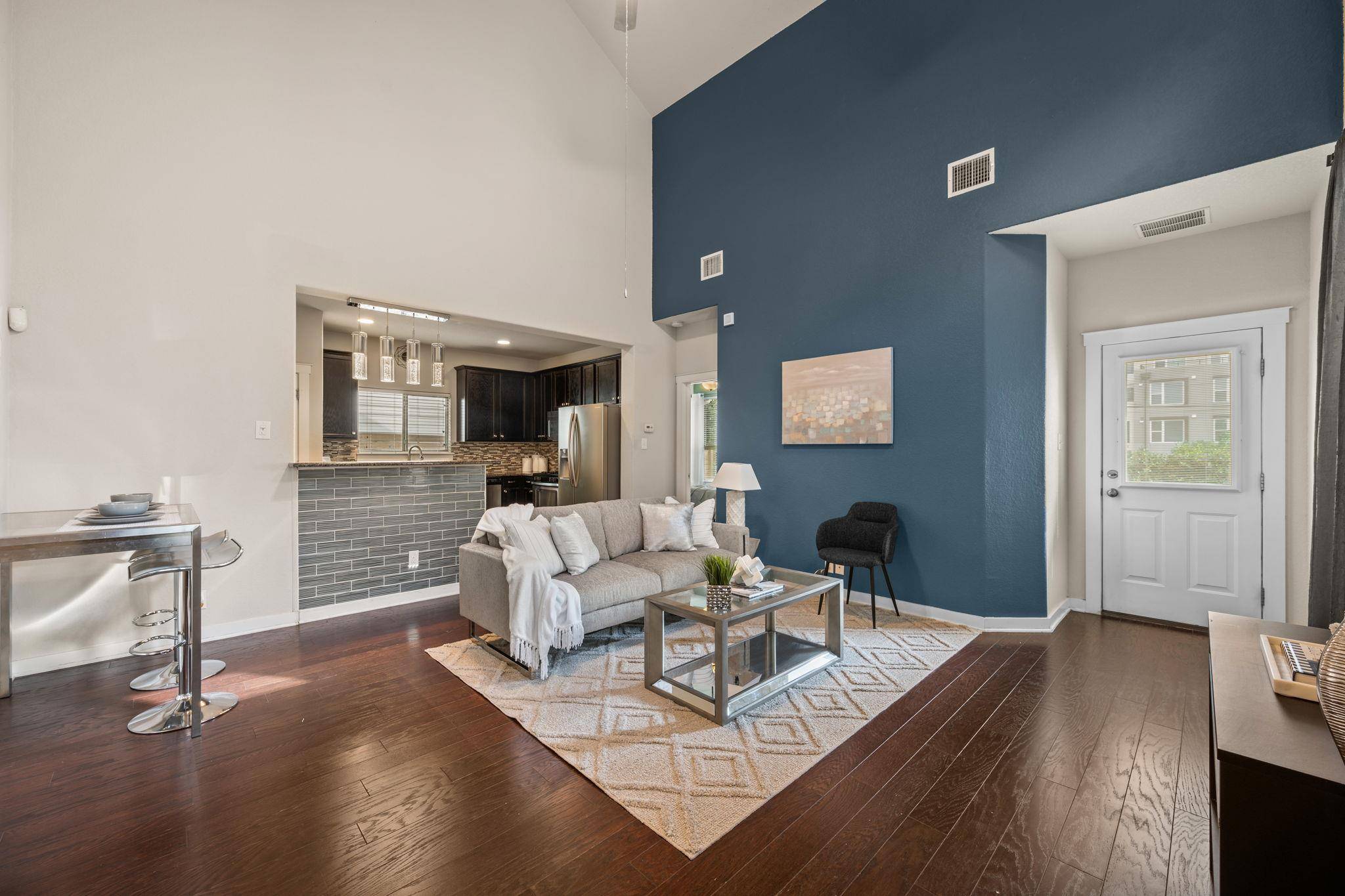 Austin, TX 78741,2101 Rivers Edge WAY #9