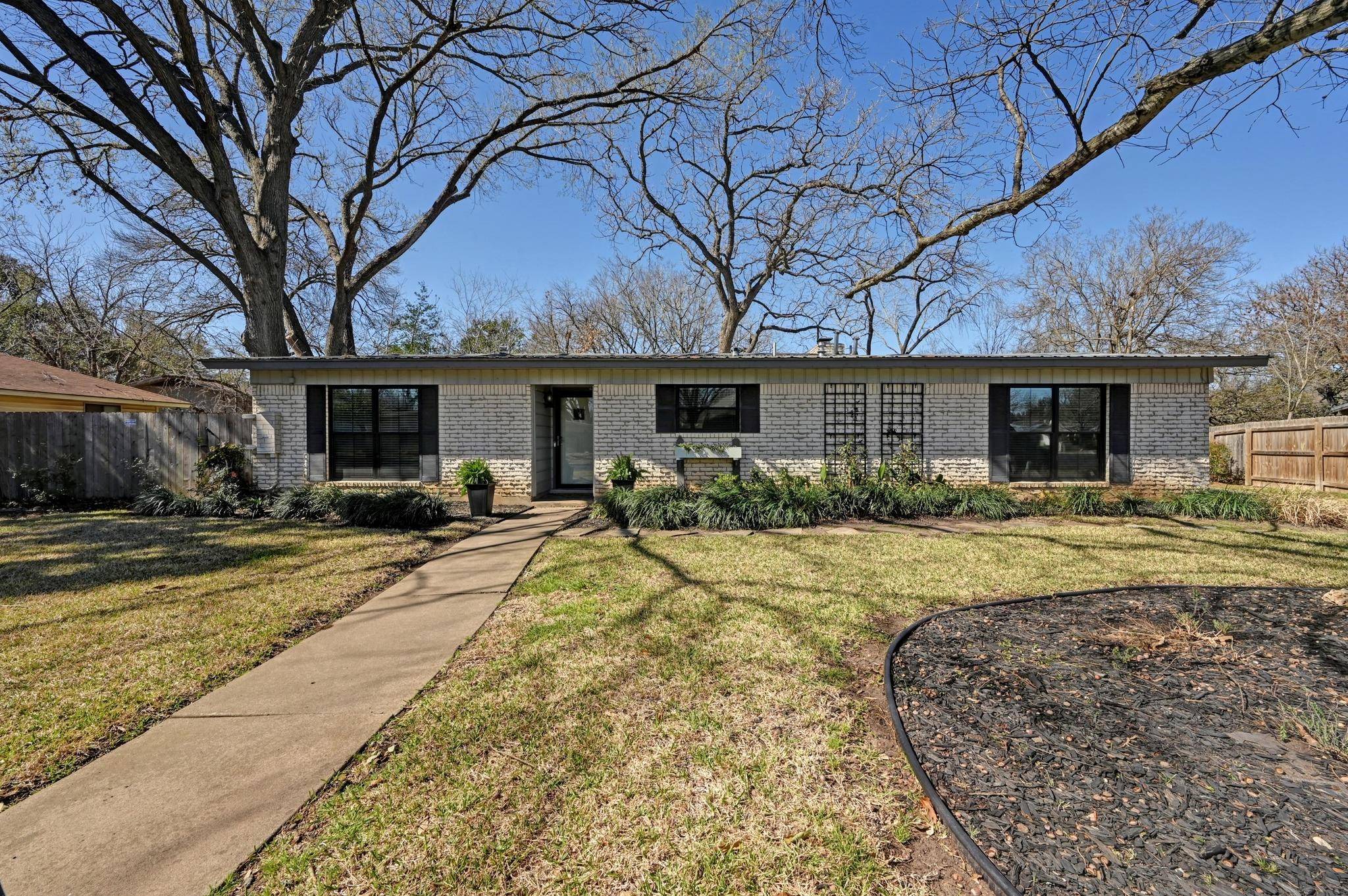 Austin, TX 78745,2403 Remuda TRL