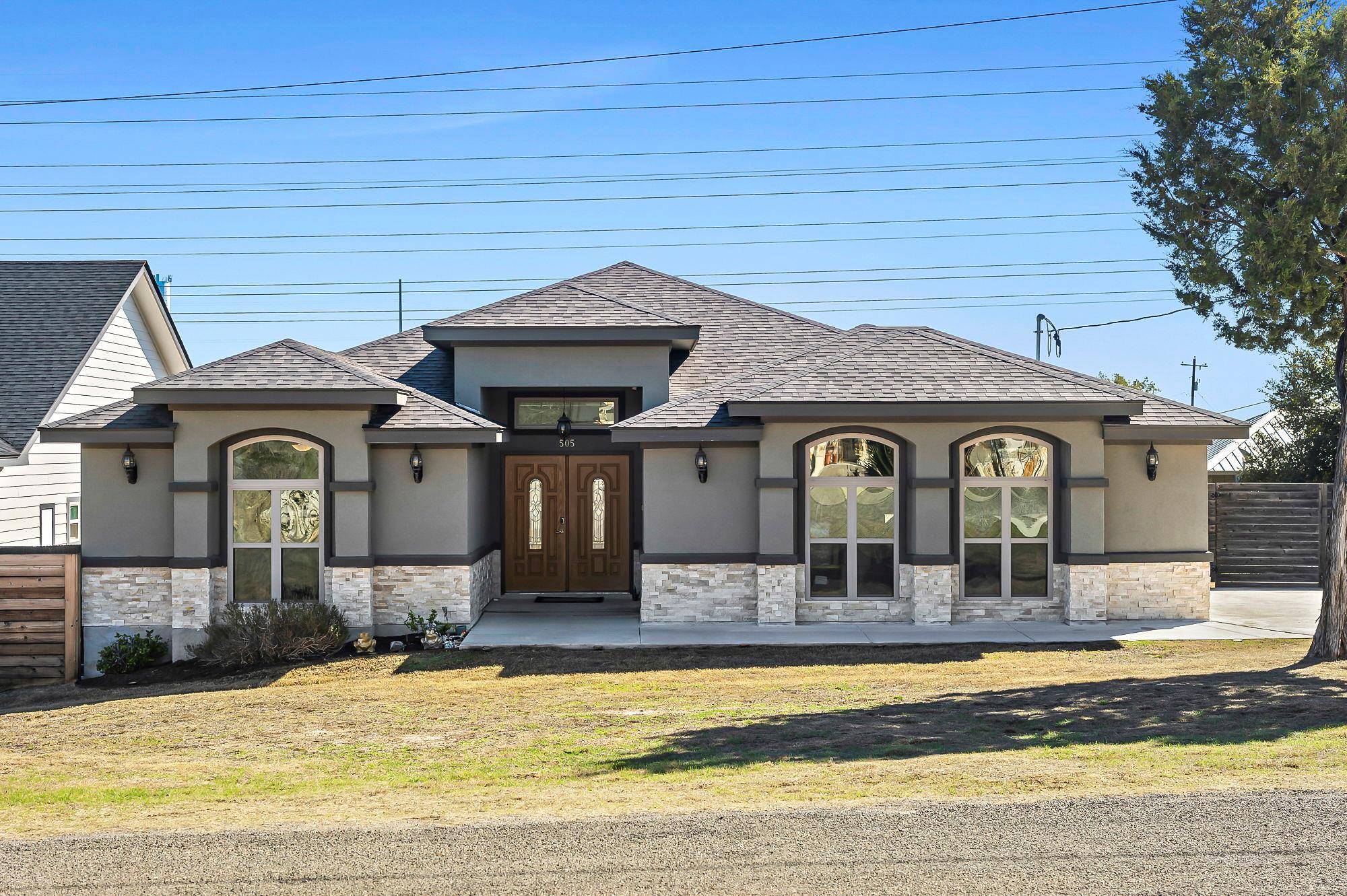 Horseshoe Bay, TX 78657,505 Royal CT