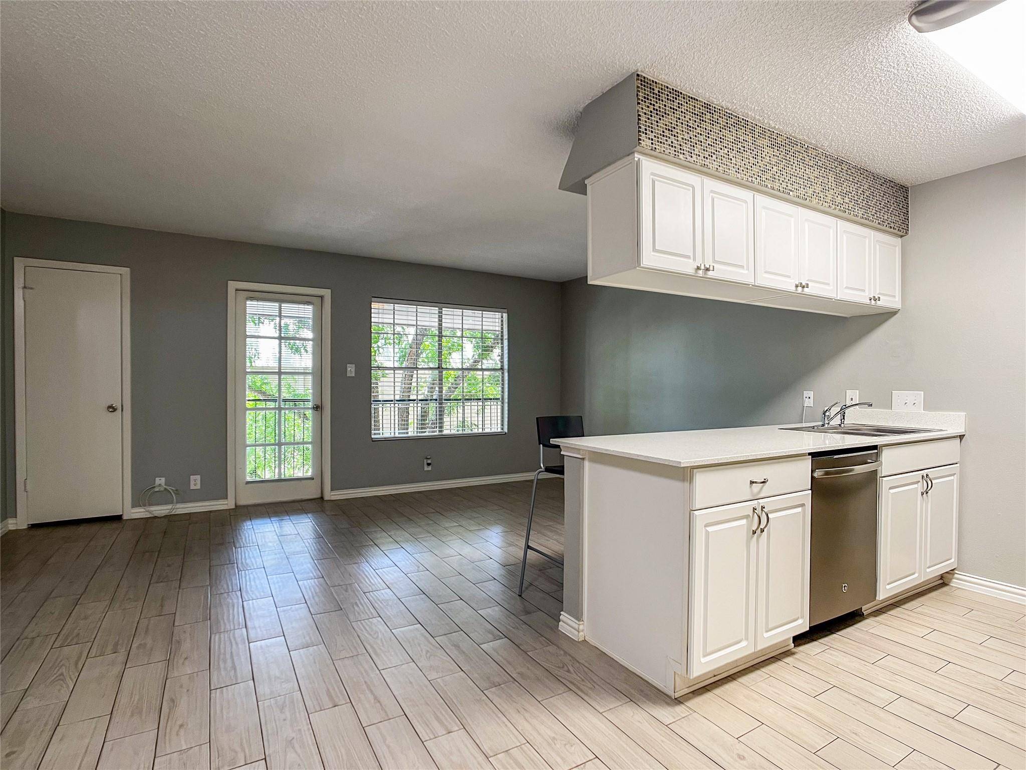 Austin, TX 78705,910 Duncan LN #55