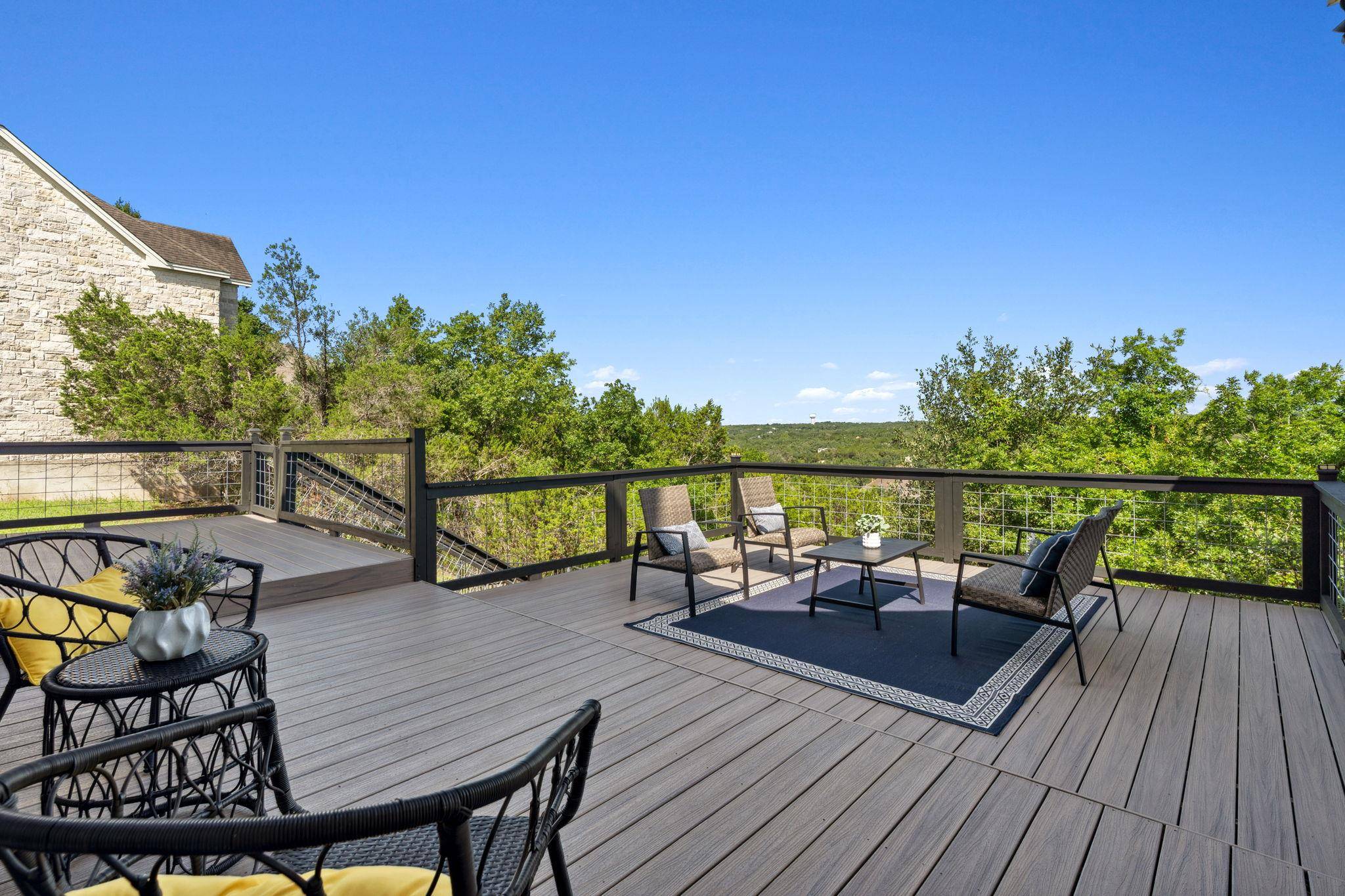 Austin, TX 78736,7204 Covered Bridge DR