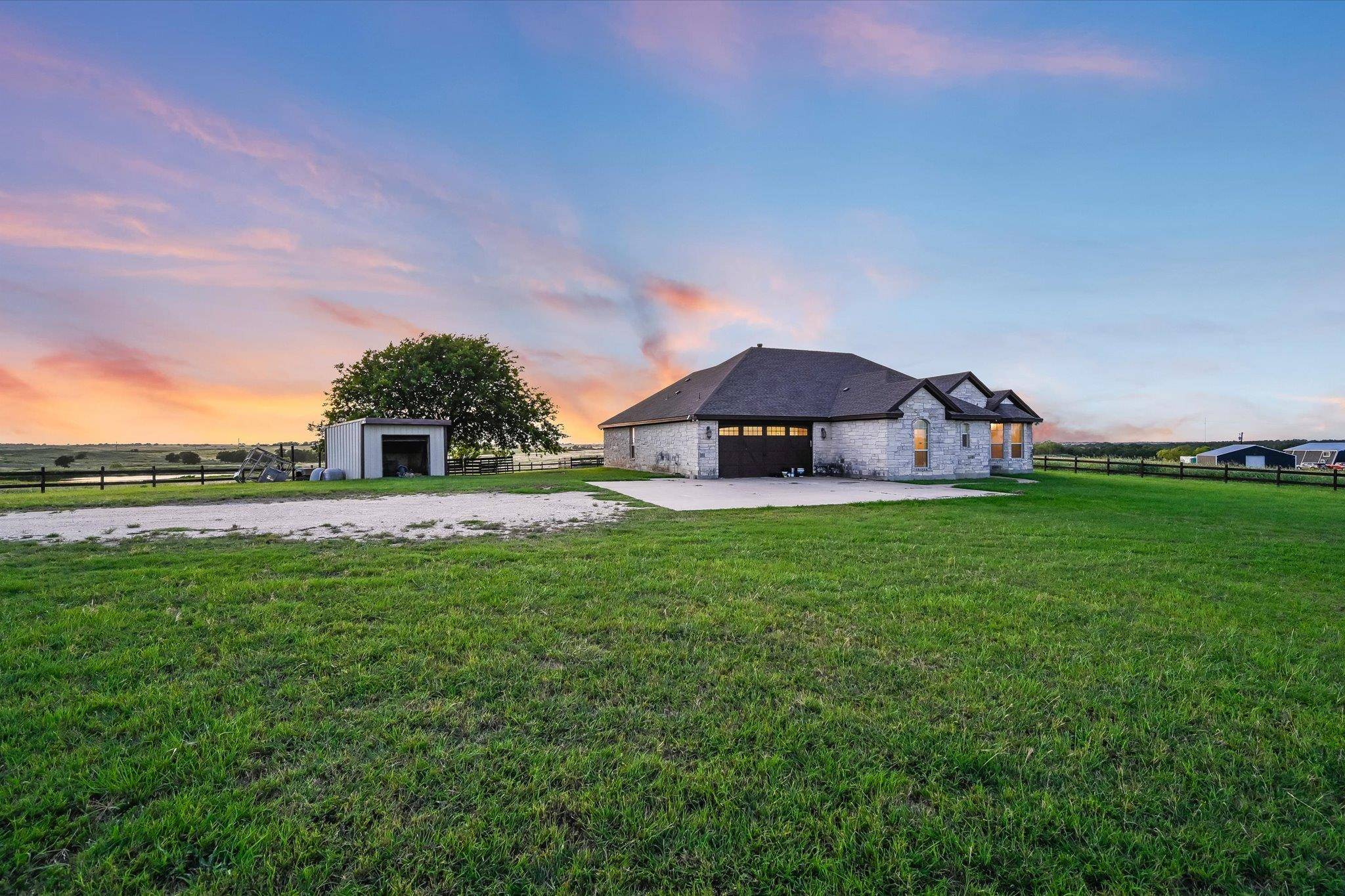 Thrall, TX 76578,2101 County Road 469