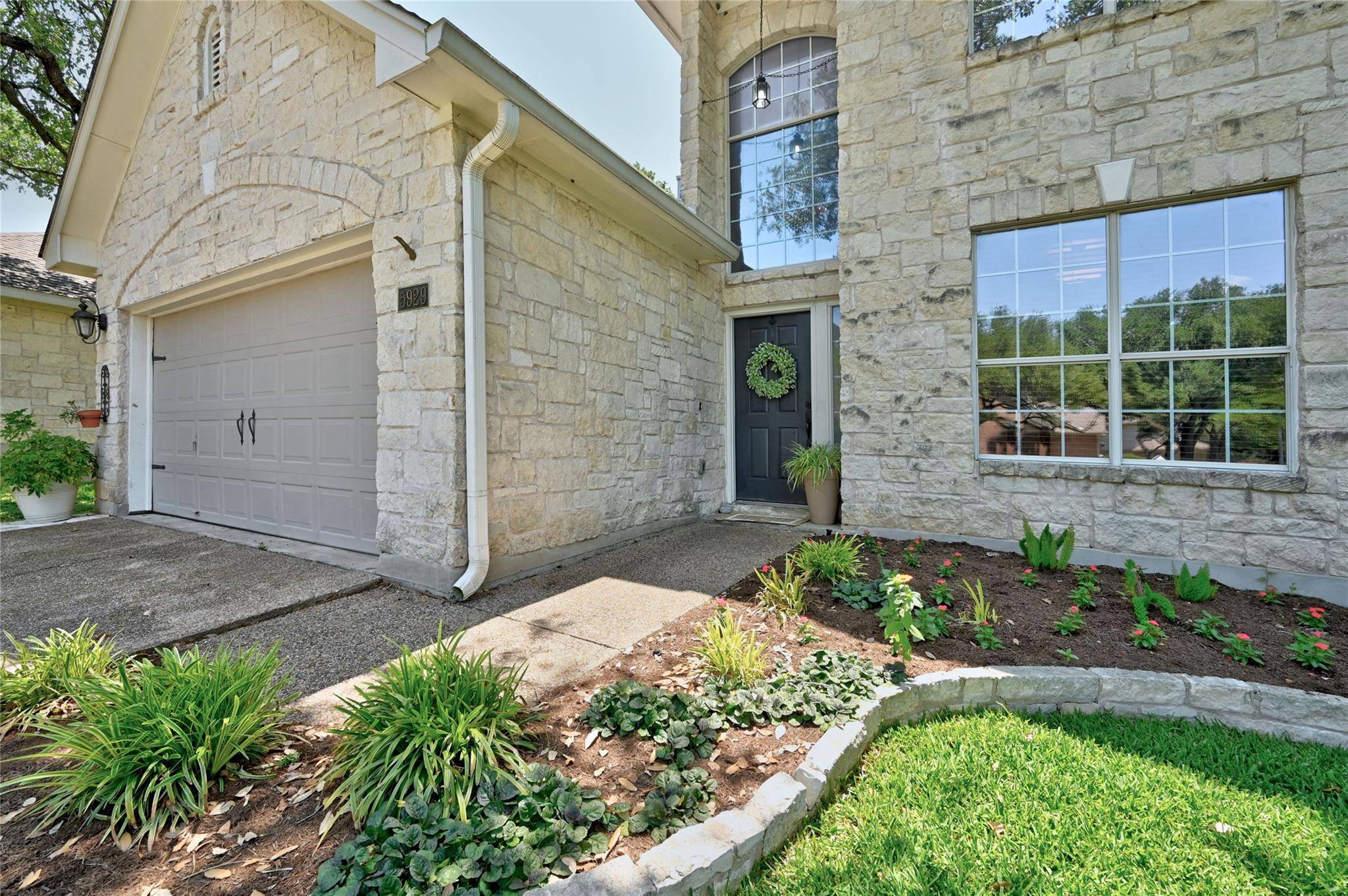 Austin, TX 78749,5929 Mesa Verde CIR