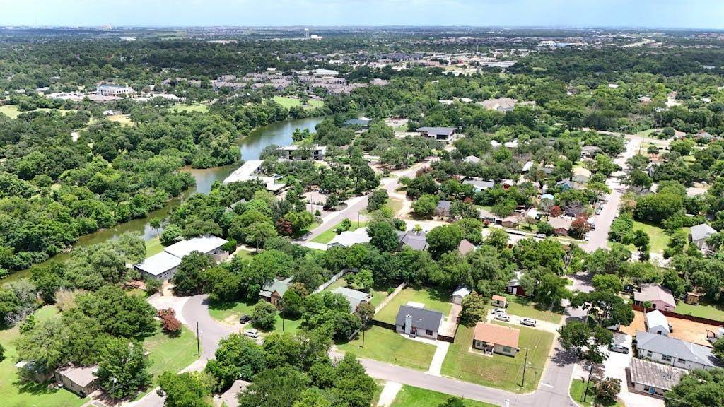 Round Rock, TX 78664,503 N Lampasas ST