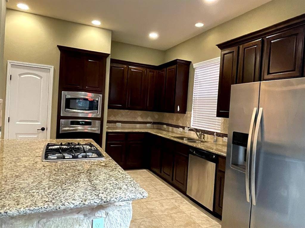 Austin, TX 78726,9550 Savannah Ridge DR #15