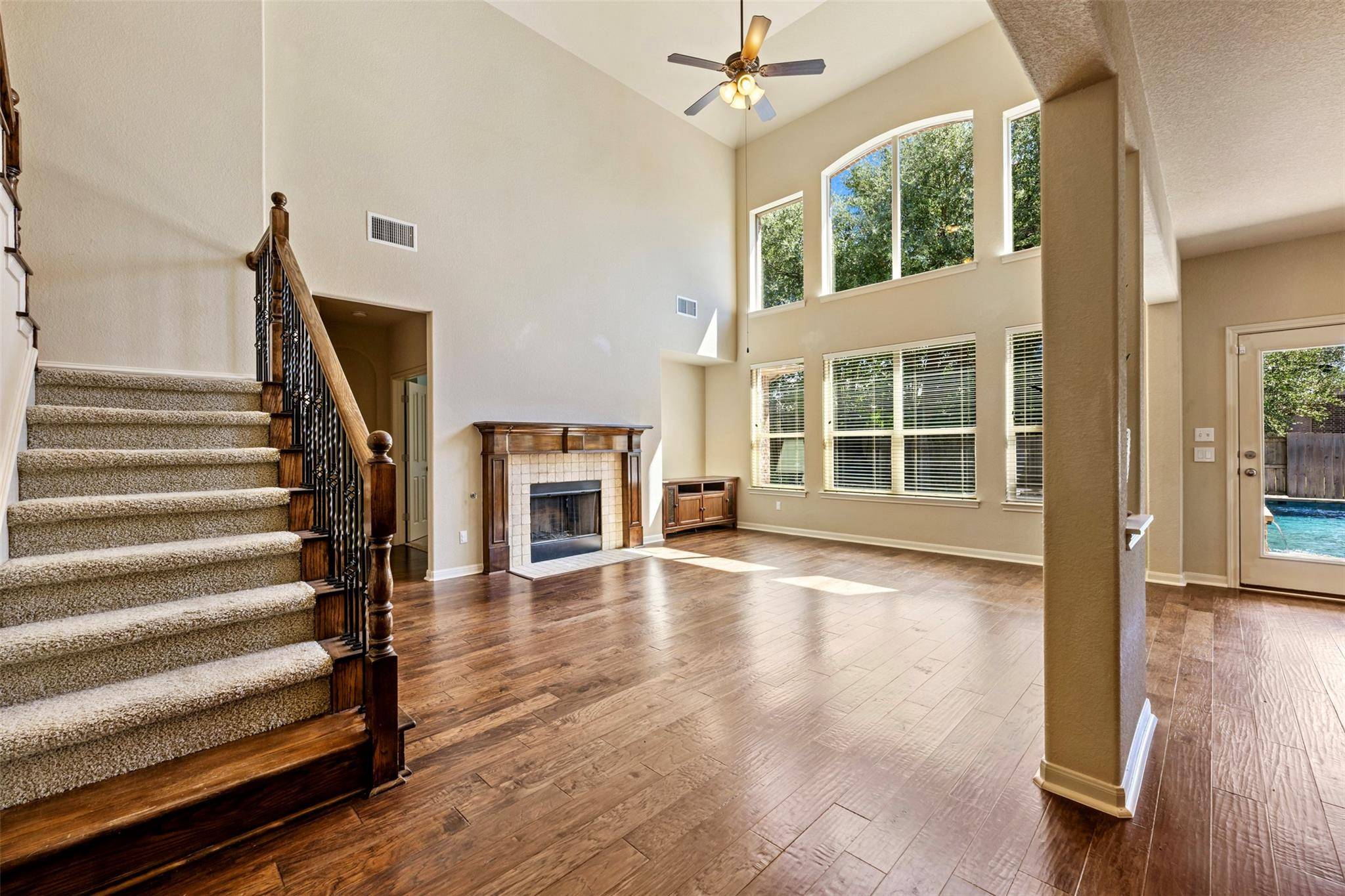 Leander, TX 78641,1824 Wolf Dancer