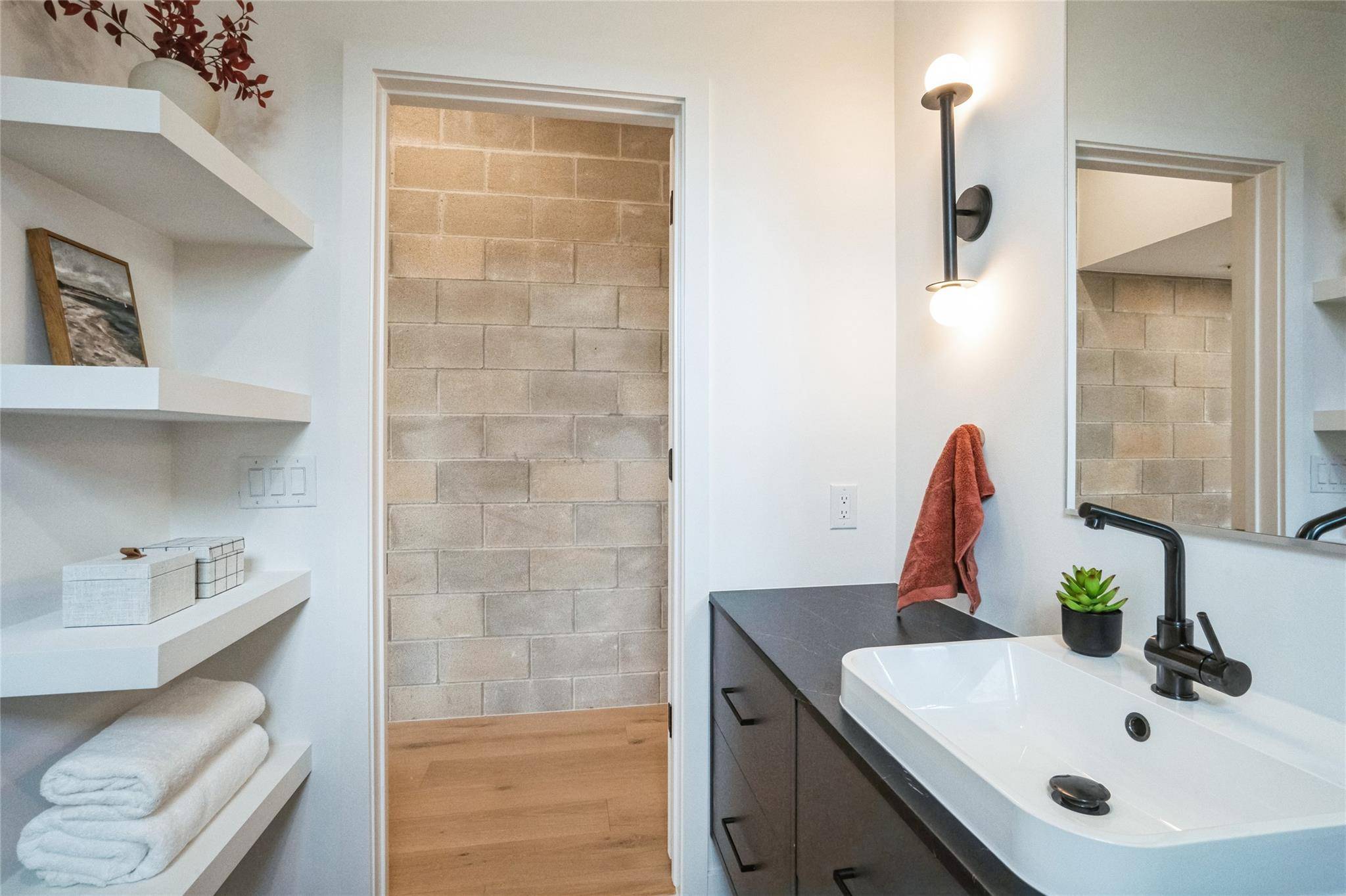 Austin, TX 78752,700 Denson DR #1101